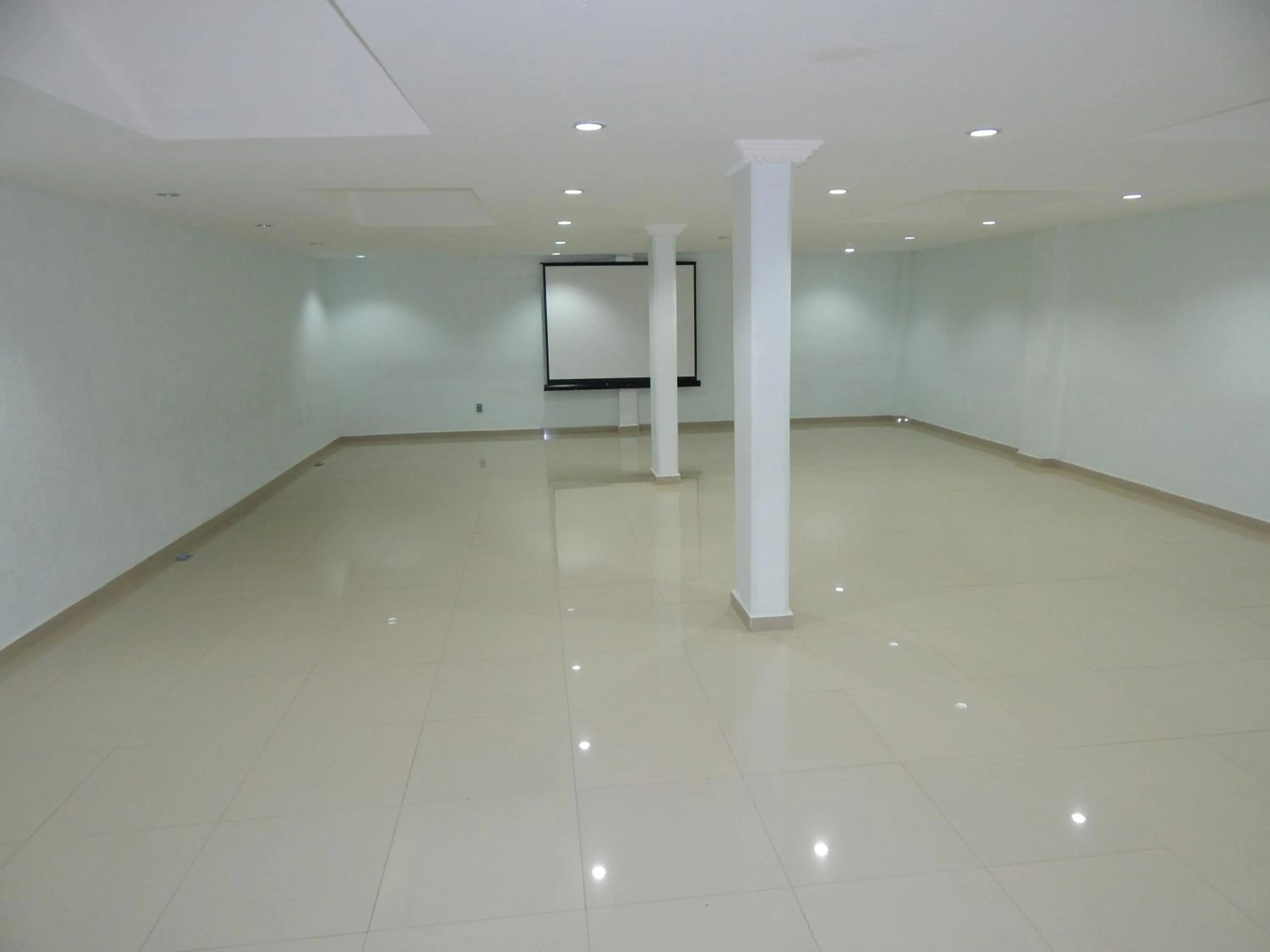 Meeting/conference room in Days Inn by Wyndham Minatitlan