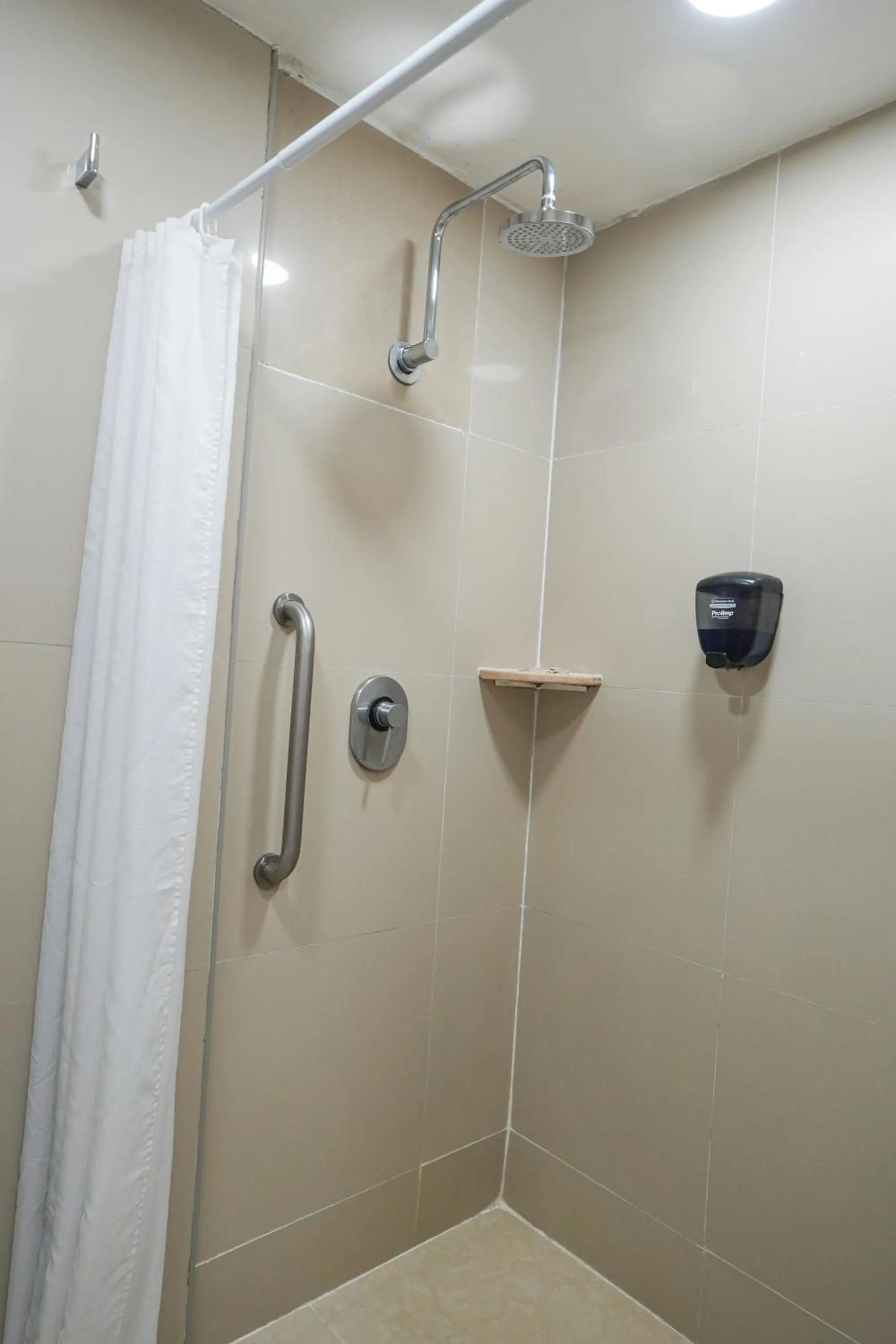 Bathroom in Days Inn by Wyndham Minatitlan