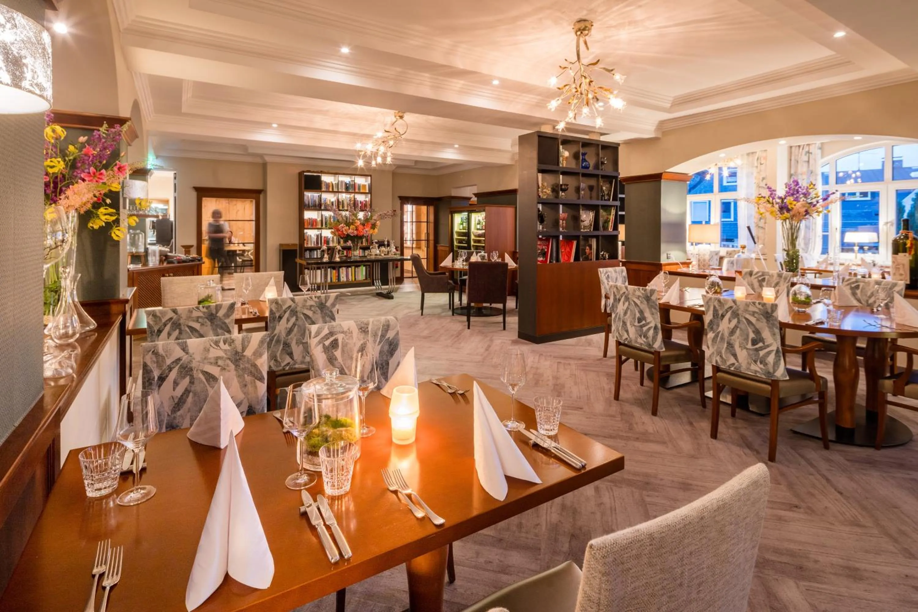 Restaurant/places to eat in Hotel Rech