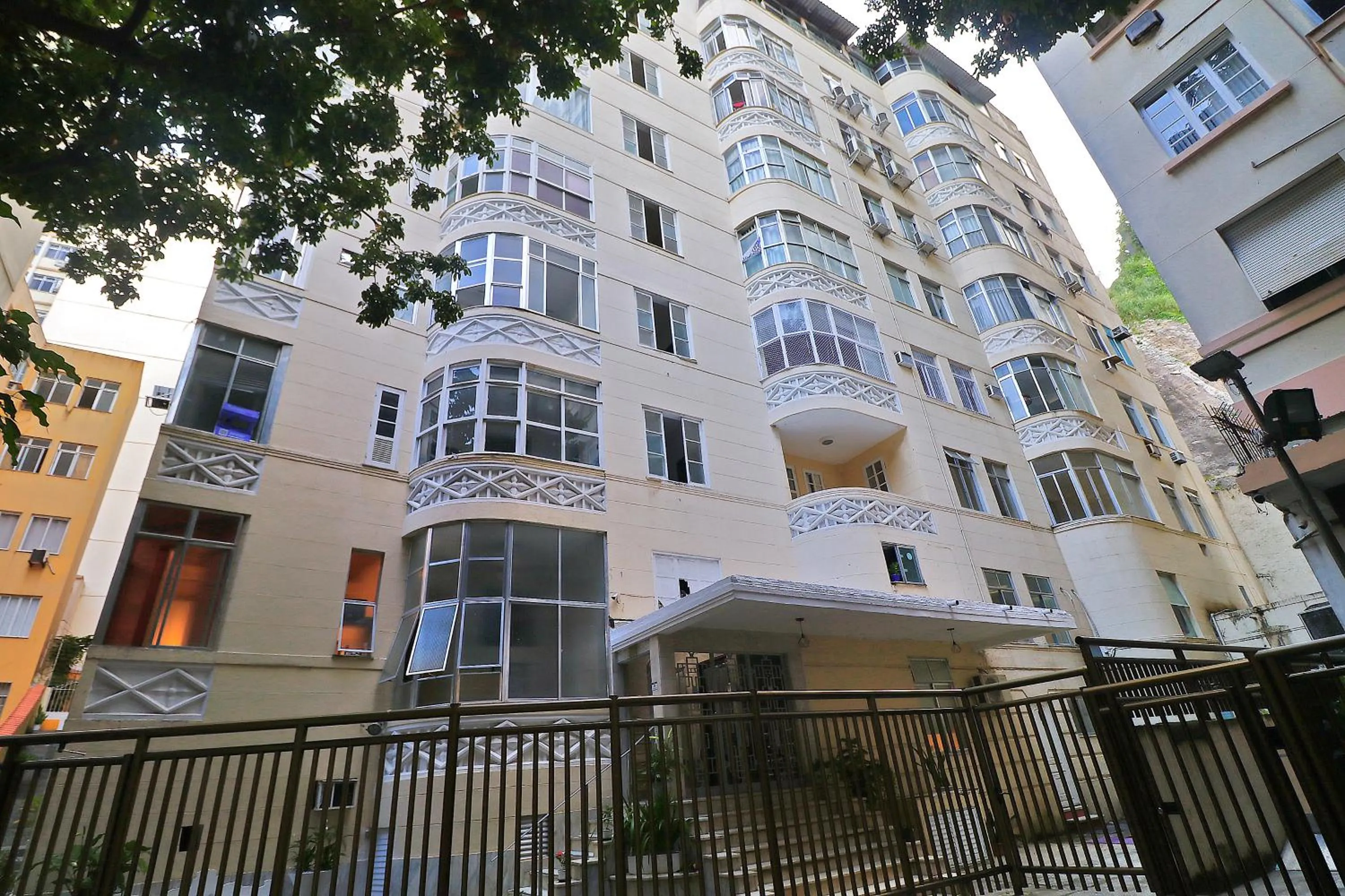 Facade/entrance in Rio Spot Sara 1118