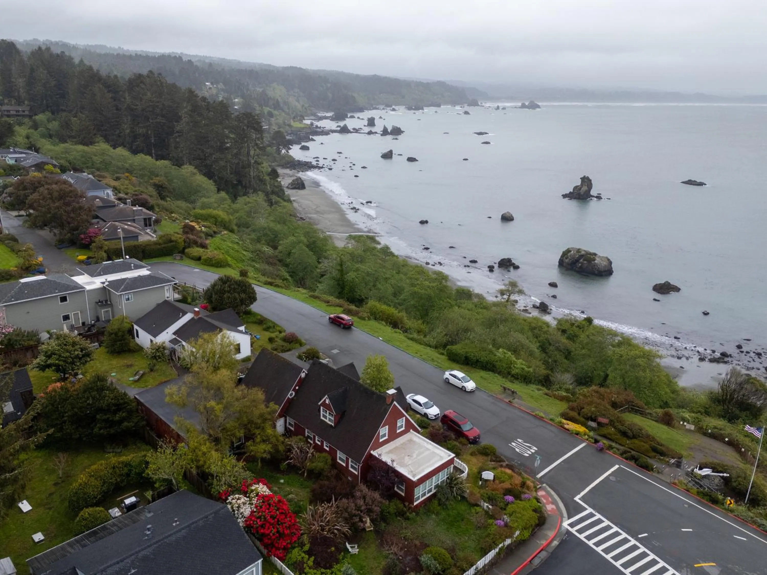 Neighbourhood in Lookout At Trinidad Bay