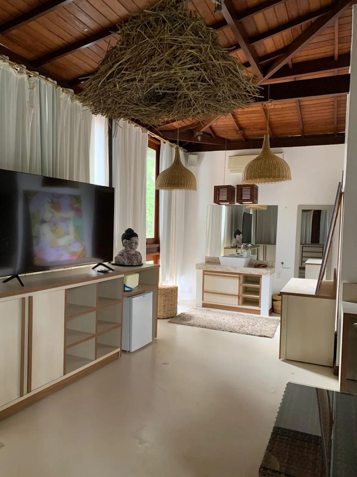 TV and multimedia in Pousada Agua de Coco