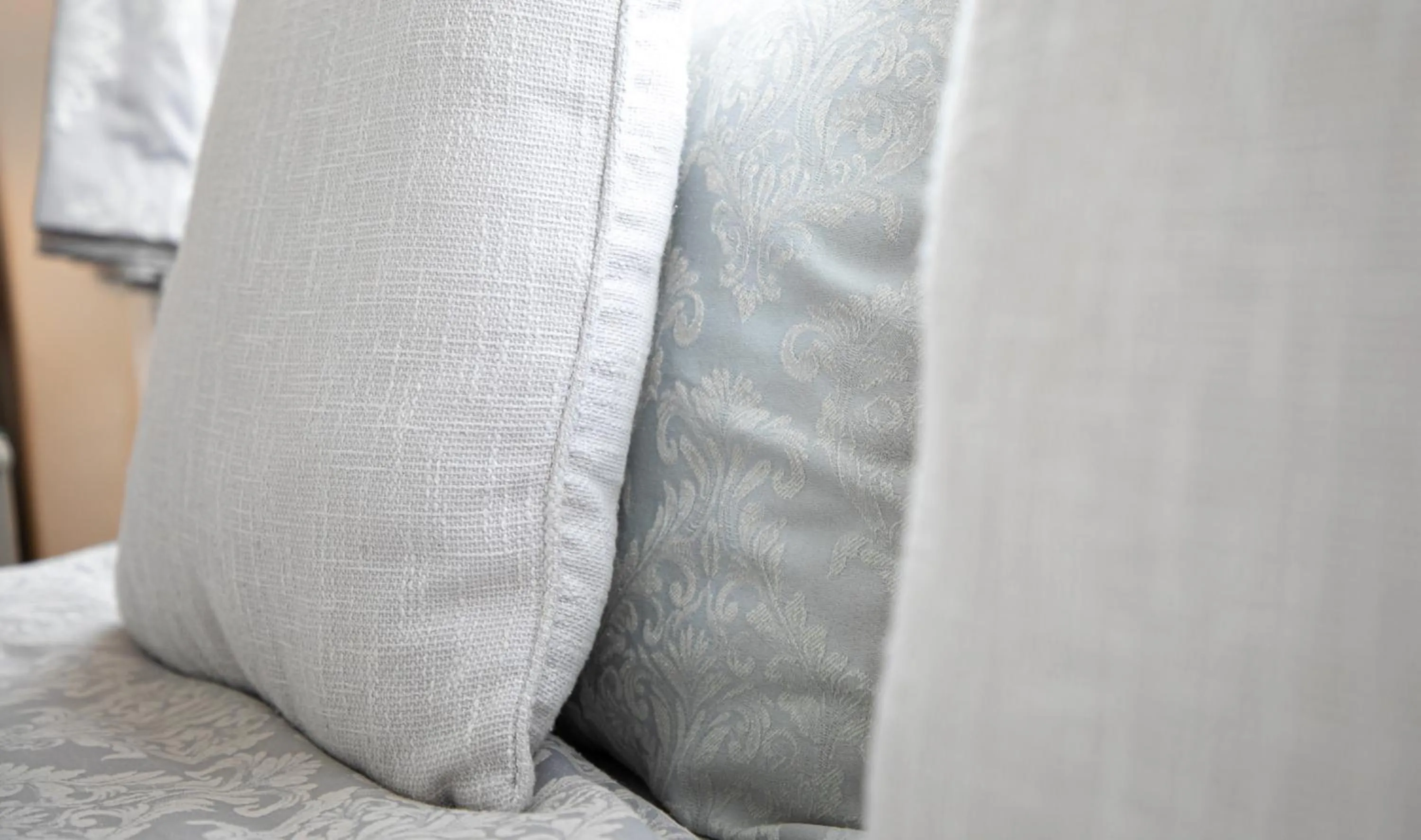 Bed in Jacaranda Hotel