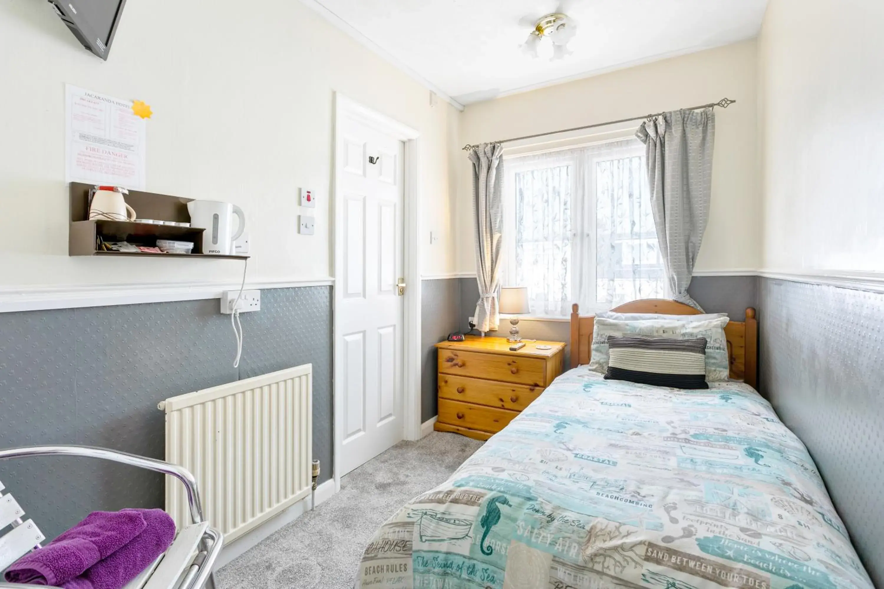 Photo of the whole room, Bed in Jacaranda Hotel Photo of the whole room, Bed in Jacaranda Hotel