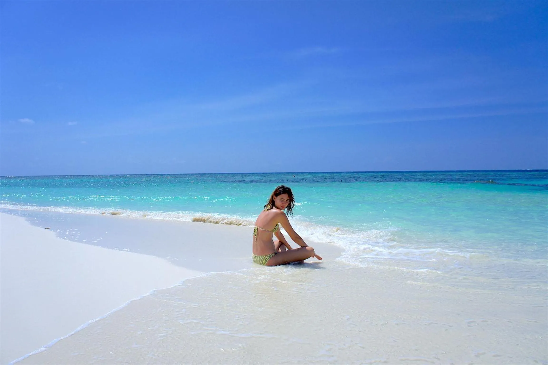 Beach in Kaani Grand Seaview