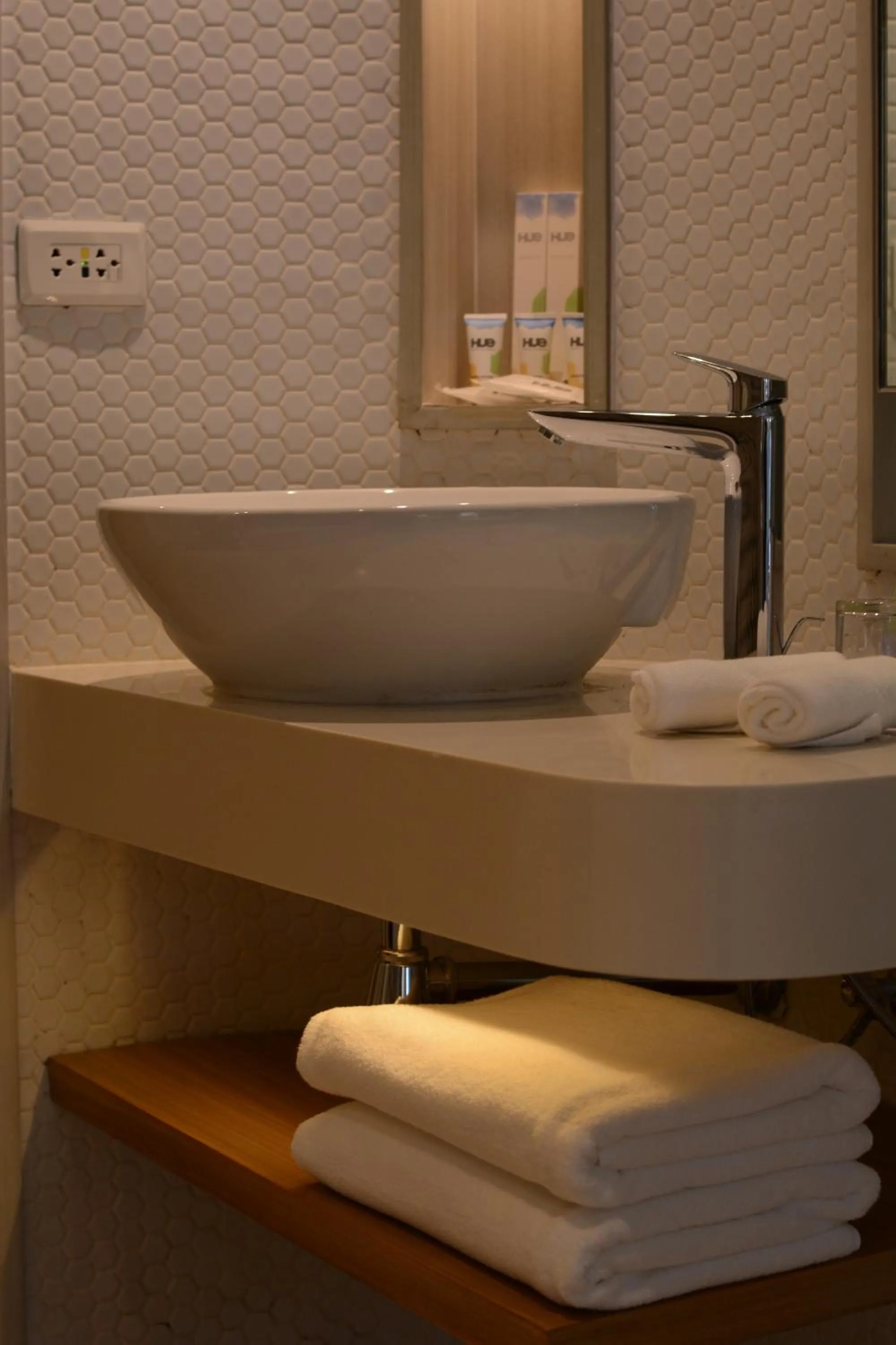 Bathroom in Hue Hotels and Resorts Puerto Princesa Managed by HII
