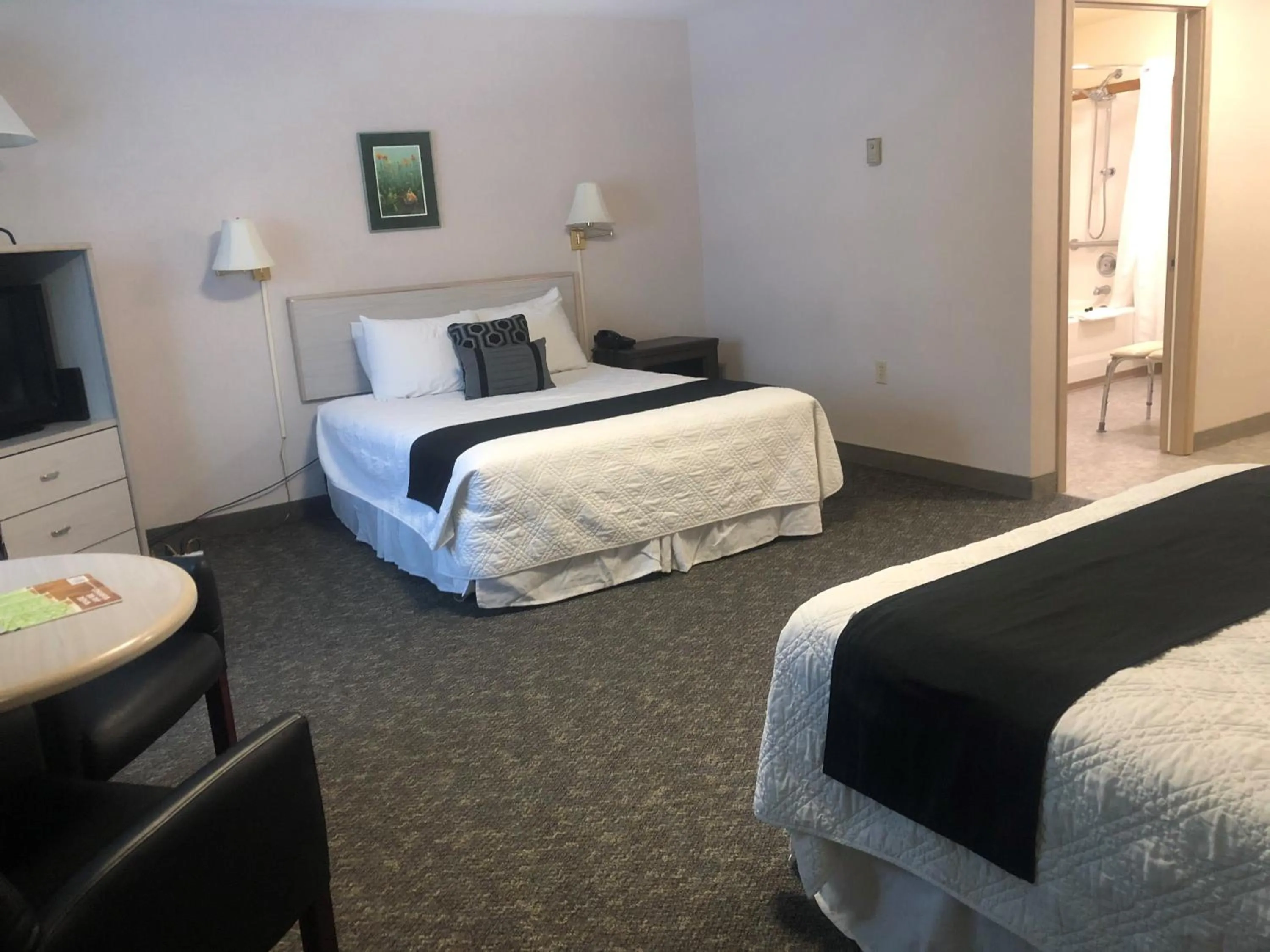 Bedroom, Bed in Aurora Denali Lodge