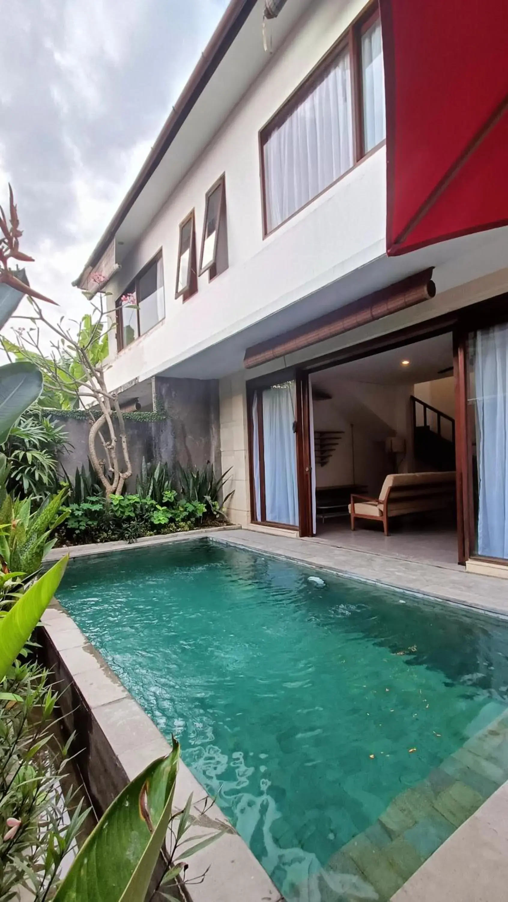 Swimming pool in Sanur Art Villas Swimming pool in Sanur Art Villas