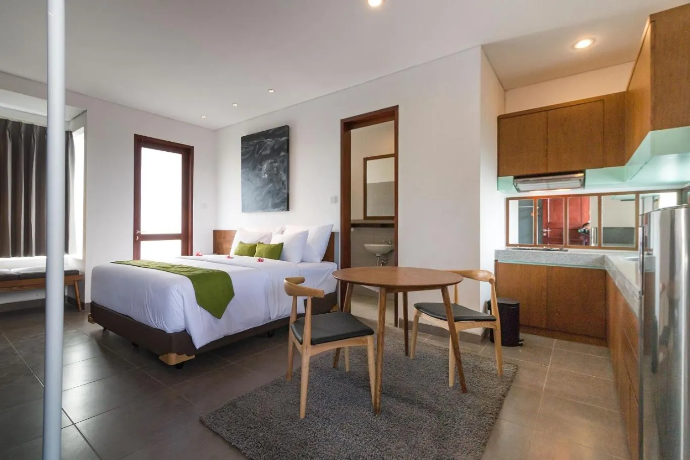 Photo of the whole room, Bed in Sanur Art Villas