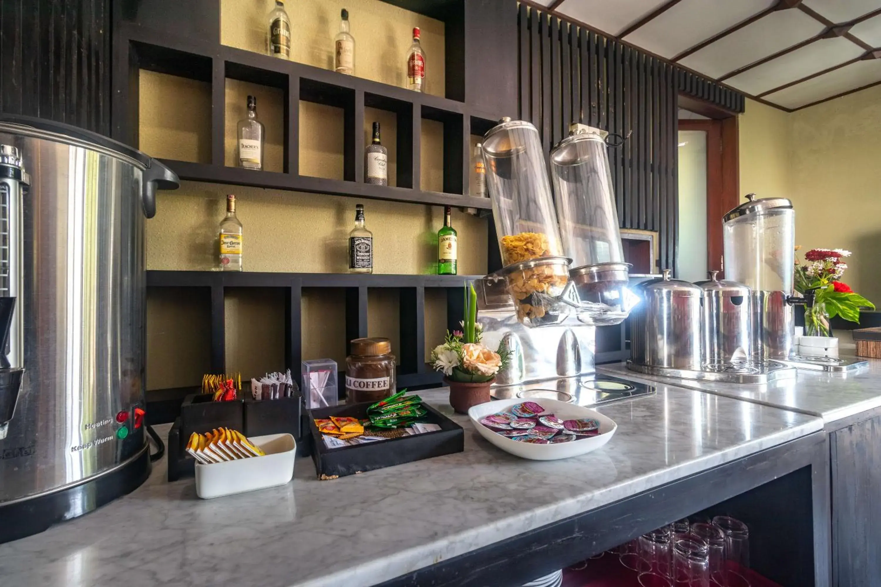 Restaurant/places to eat in Sanur Art Villas Restaurant/places to eat in Sanur Art Villas