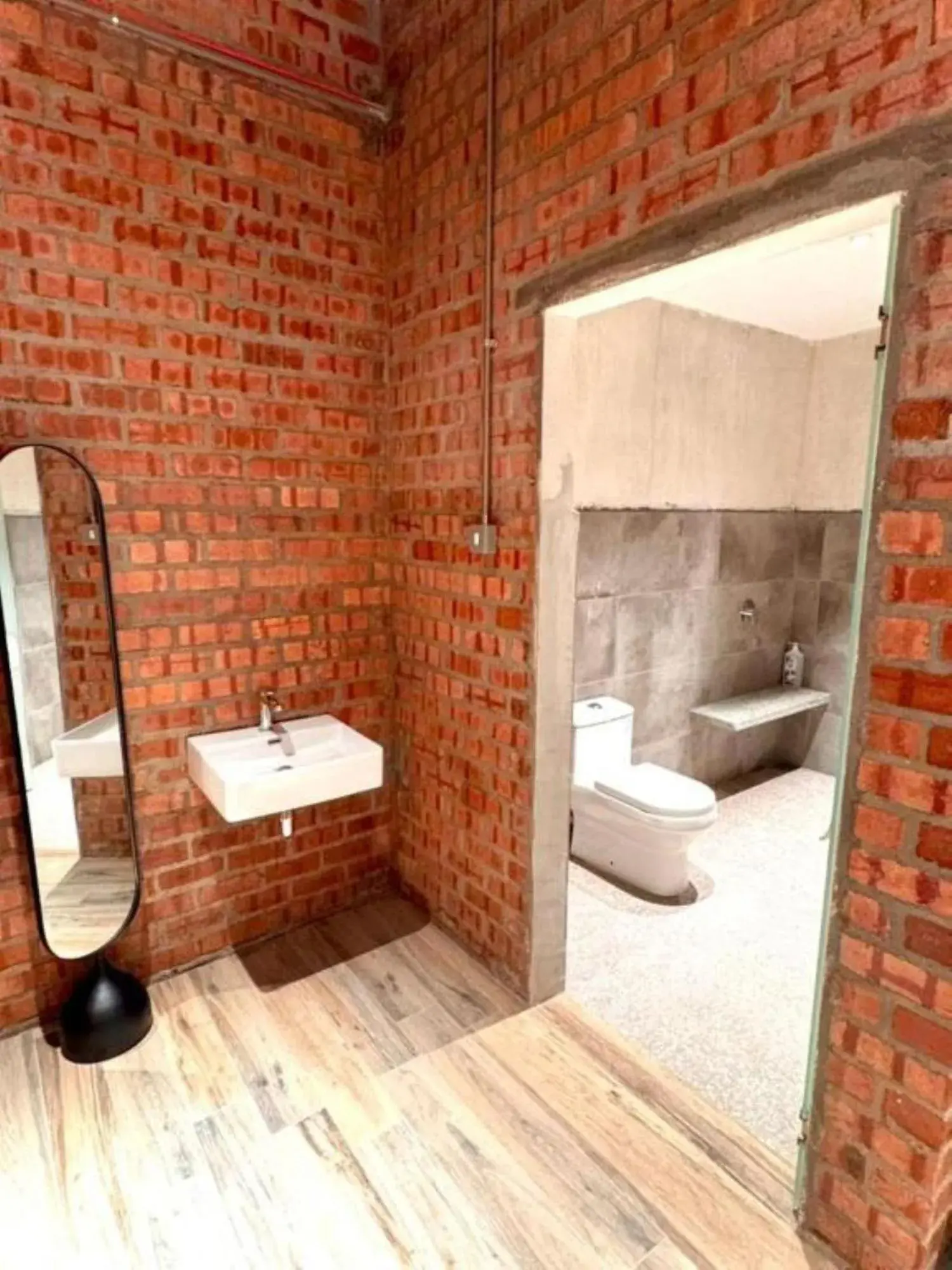 Toilet in Brick Box Hotel @ Oldtown Ipoh Toilet in Brick Box Hotel @ Oldtown Ipoh