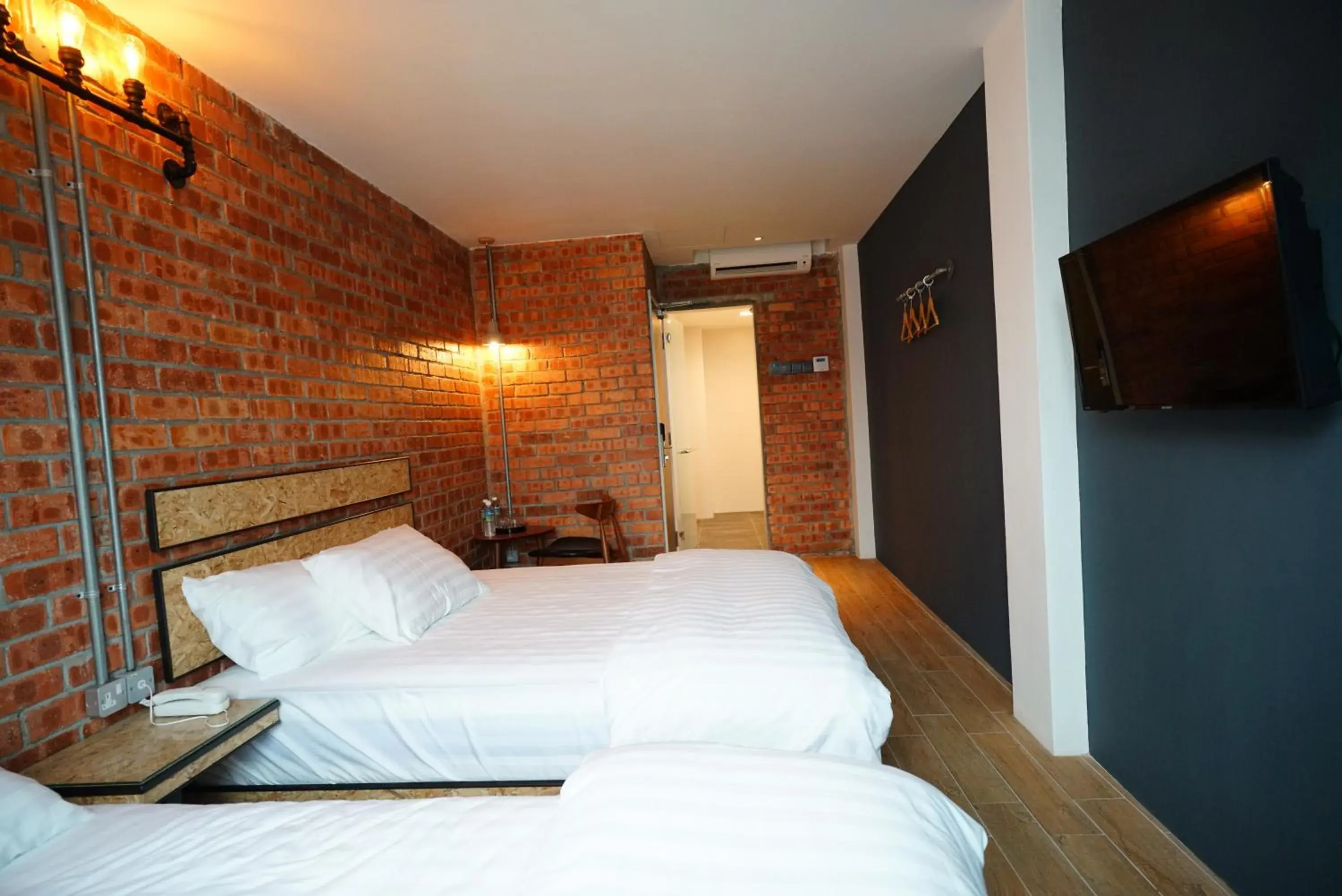 Bed in Brick Box Hotel @ Oldtown Ipoh Bed in Brick Box Hotel @ Oldtown Ipoh