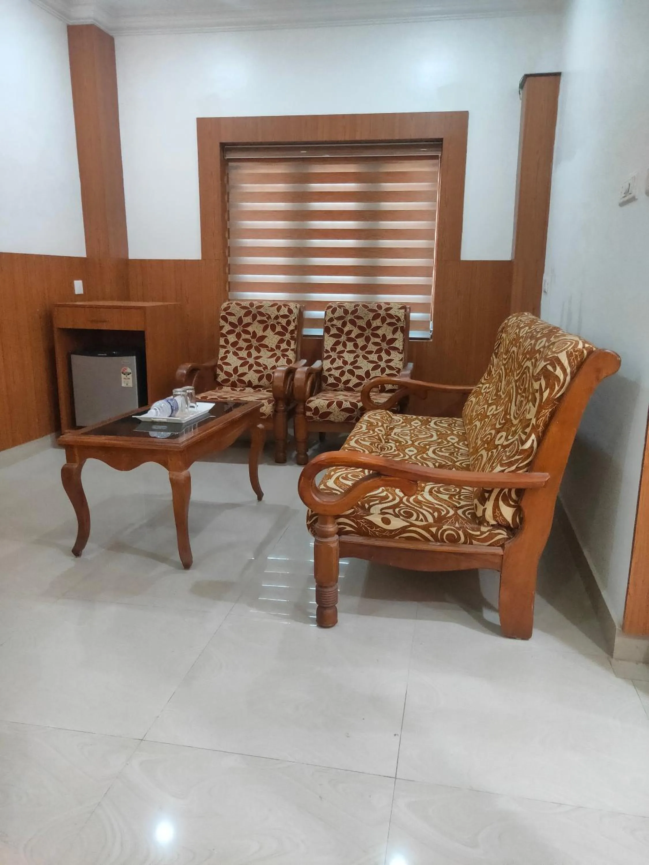 Living room in Sneha Inn