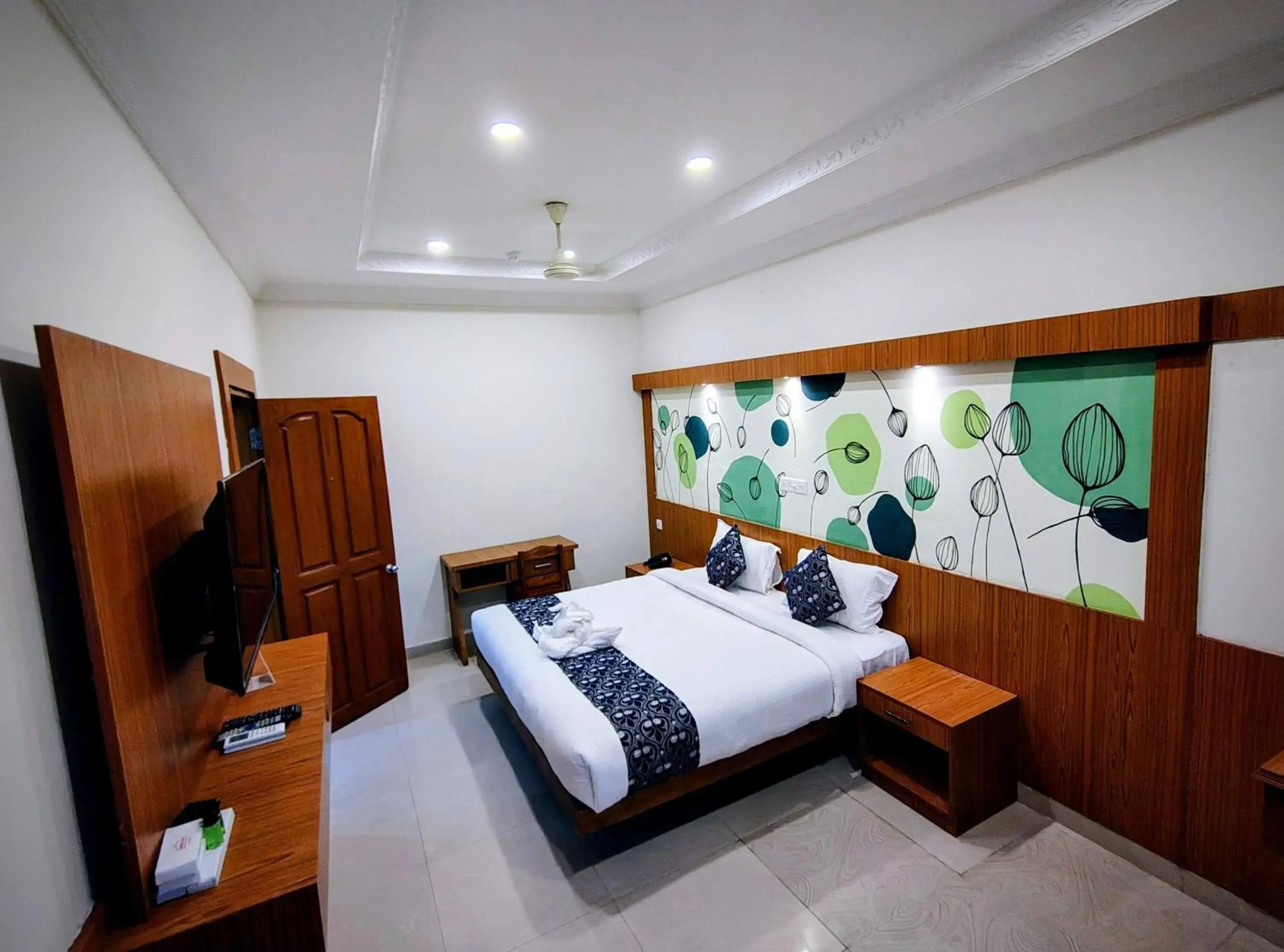 Bedroom, Bed in Sneha Inn Bedroom, Bed in Sneha Inn