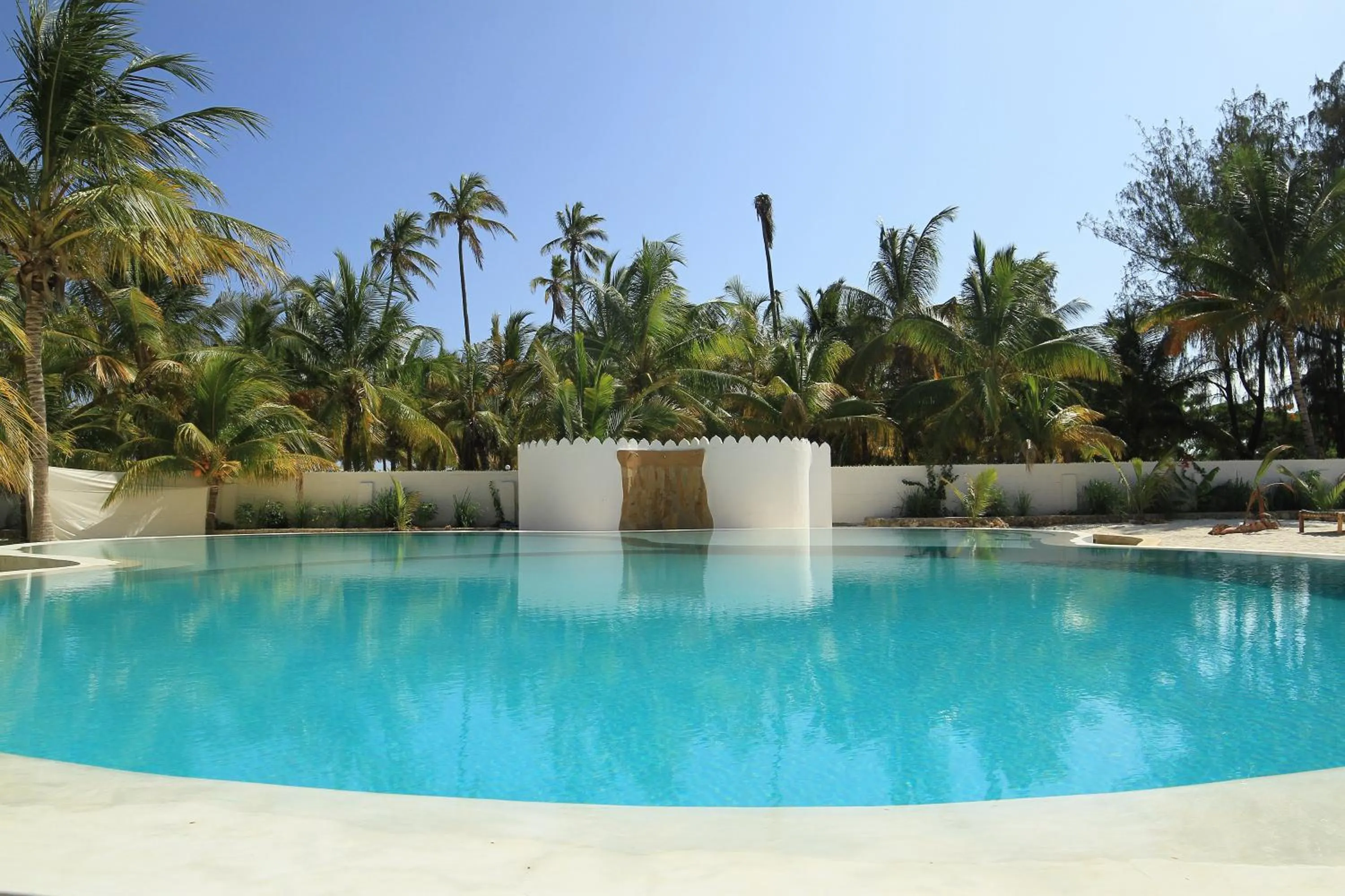 Swimming pool in Ujamaa Beach Resort