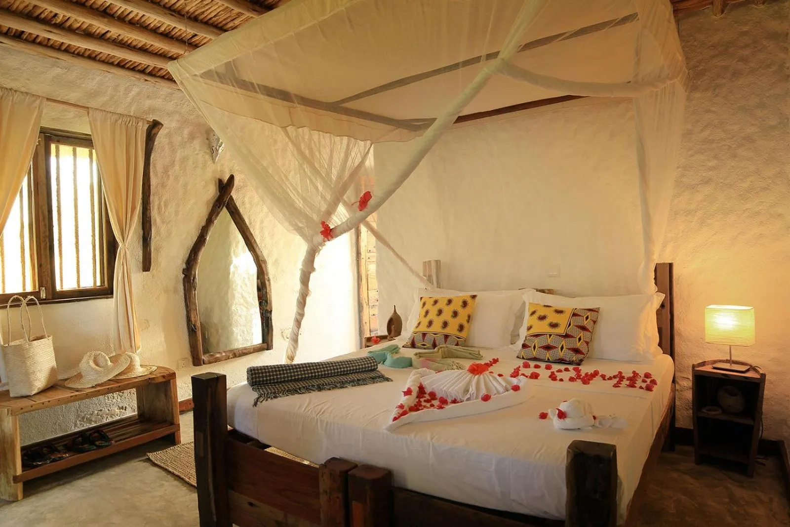 Photo of the whole room, Bed in Ujamaa Beach Resort