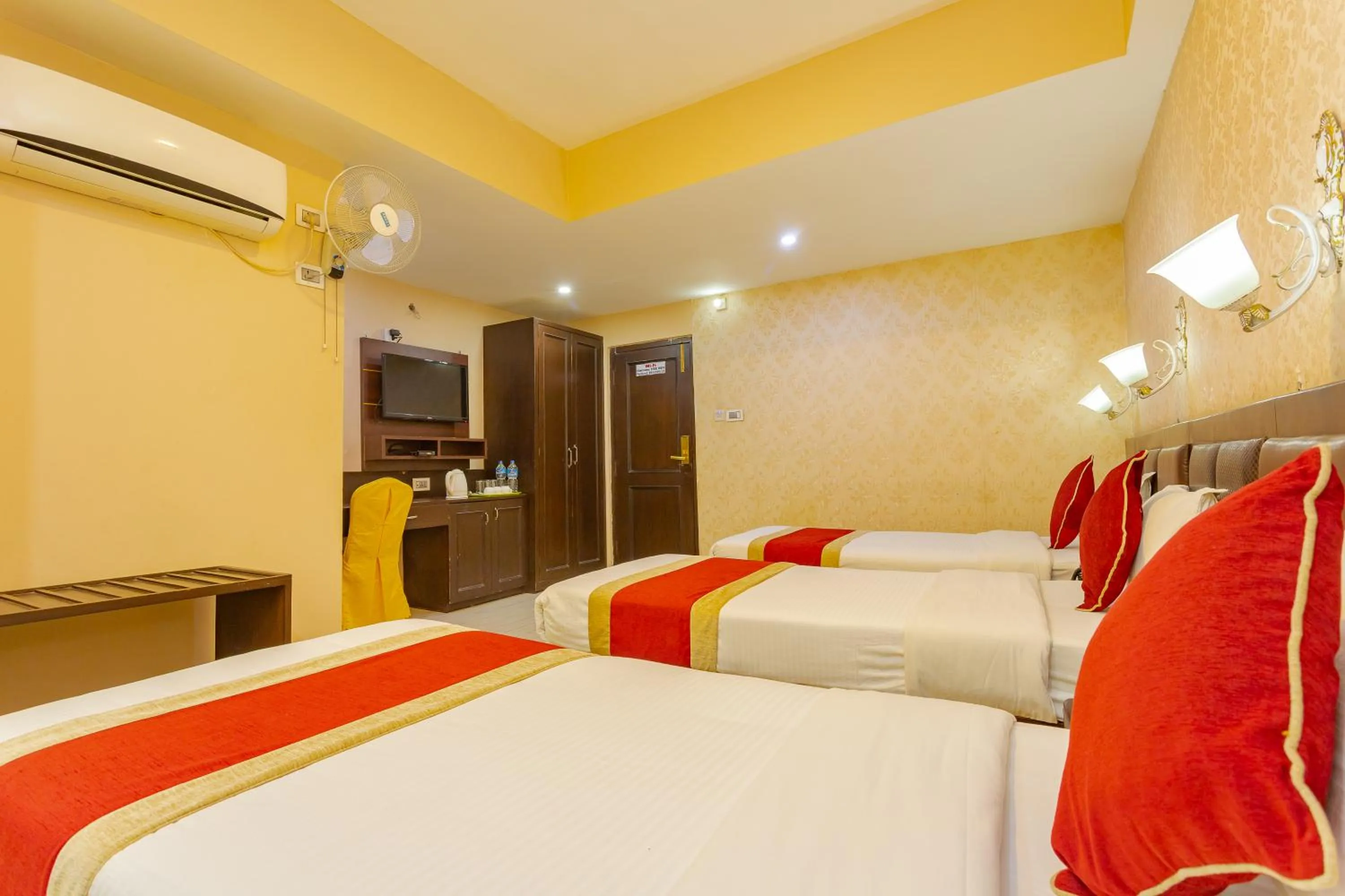 TV and multimedia, Bed in Hotel Royal Kathmandu