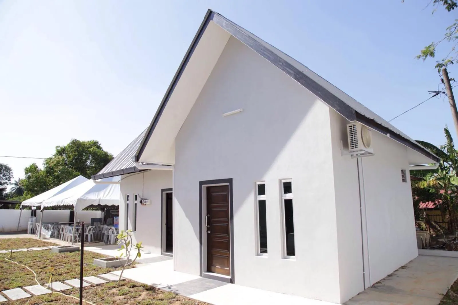 Belukar Lodges Private Homestay