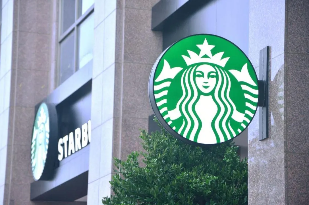 Menshine Gloria Plaza Hotel