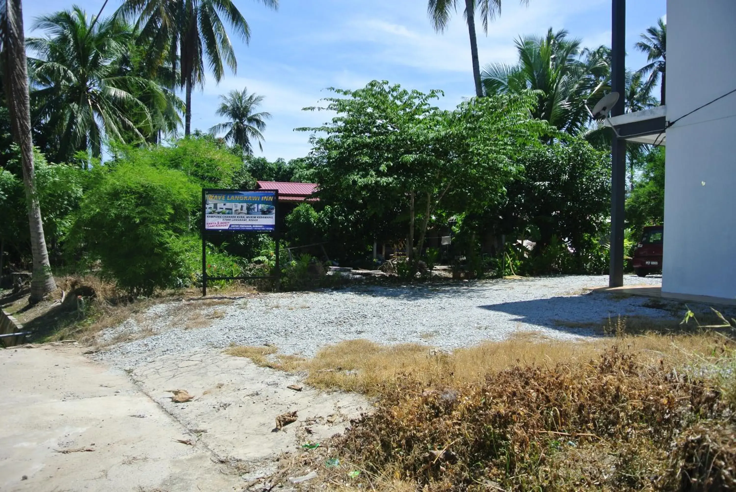 Facade/entrance in Wave Langkawi Inn Facade/entrance in Wave Langkawi Inn