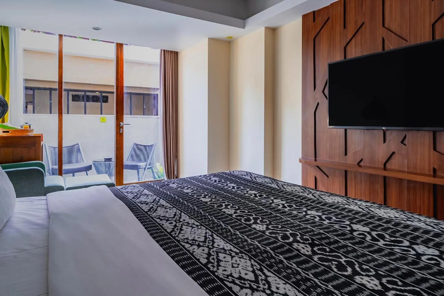 Property building, Bed in MaxOneHotels at Ubud - CHSE Certified