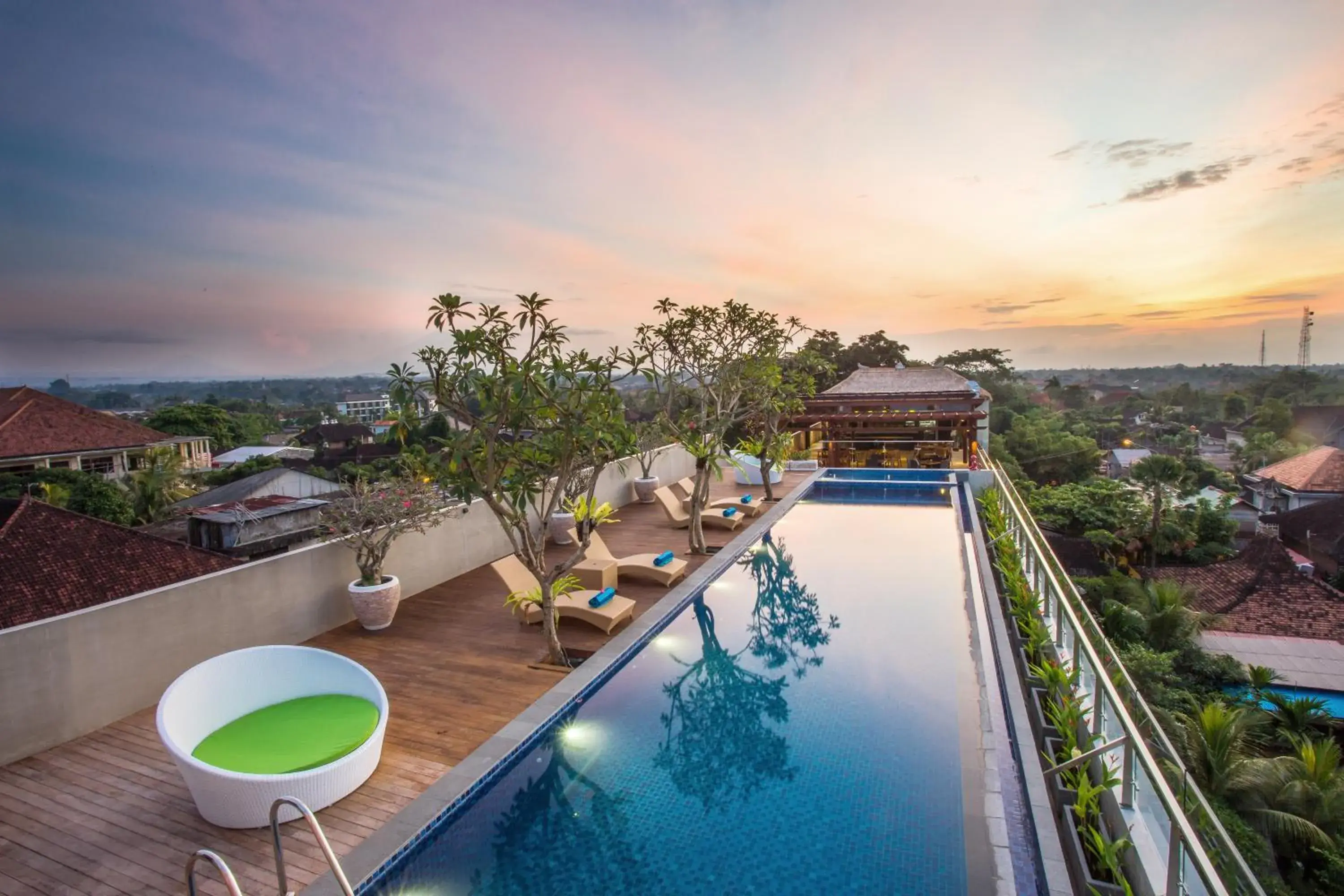 Pool view in MaxOneHotels at Ubud - CHSE Certified Pool view in MaxOneHotels at Ubud - CHSE Certified