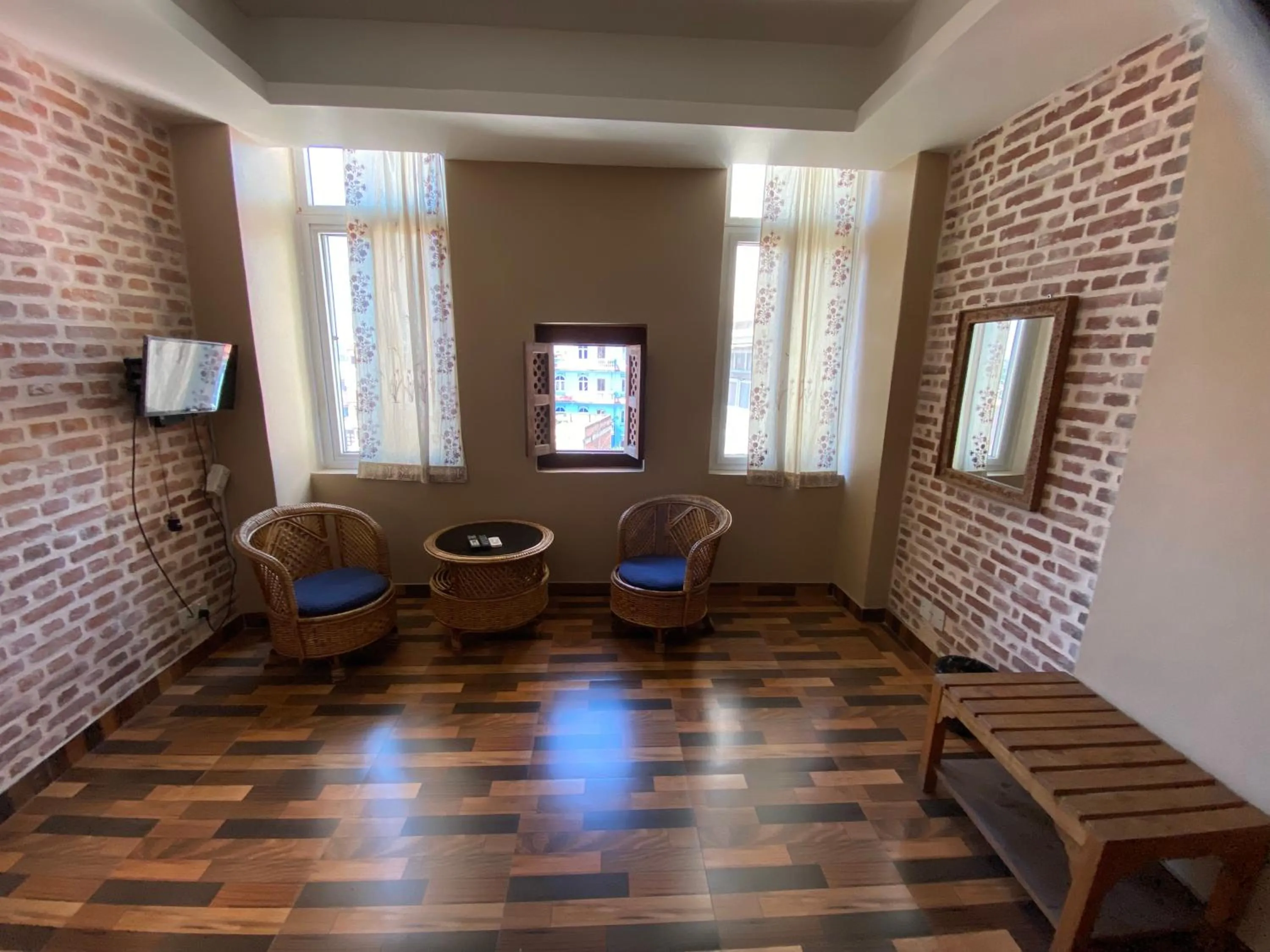 TV and multimedia in The Exotic House