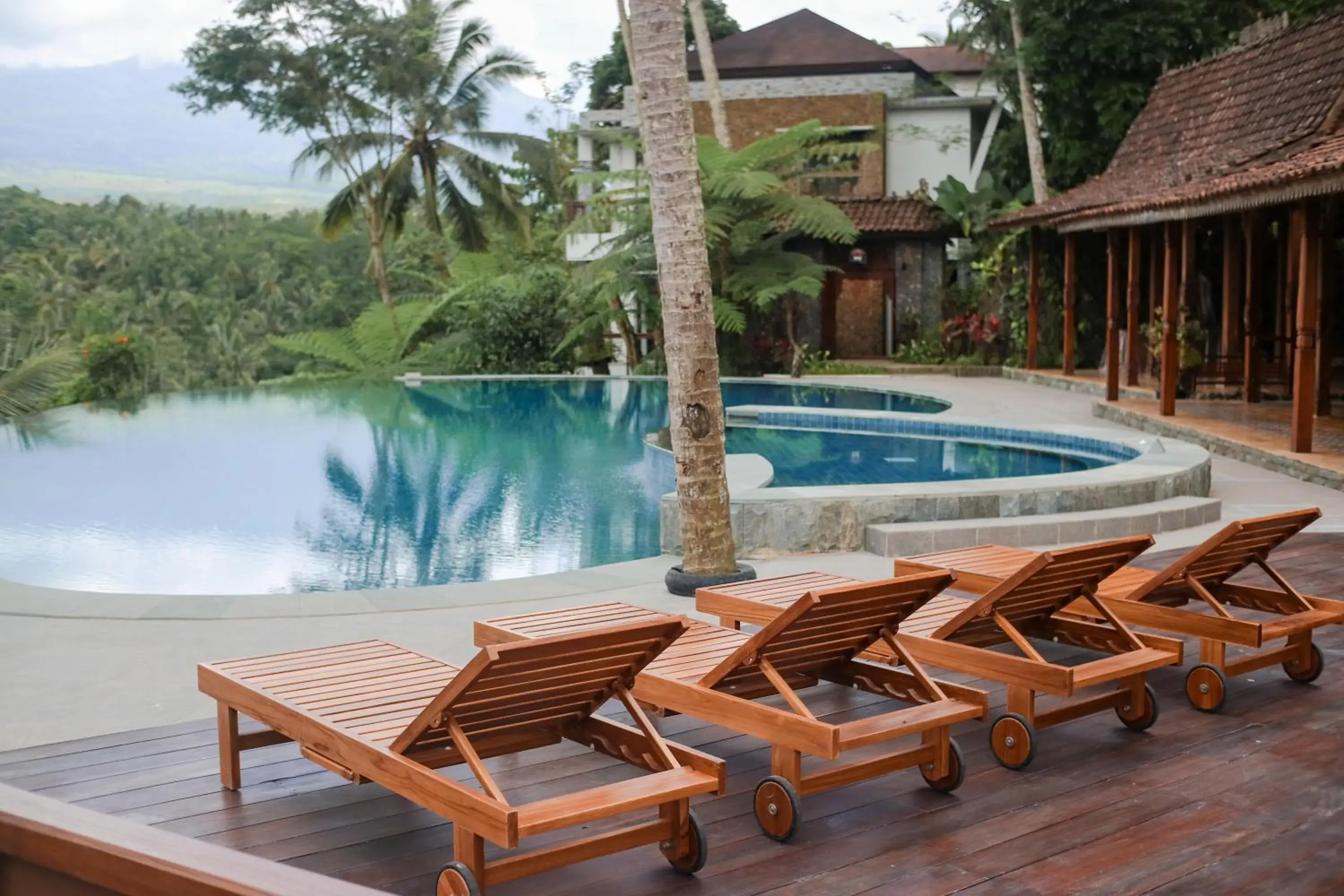 Swimming pool in Jiwa Jawa Resort Ijen Swimming pool in Jiwa Jawa Resort Ijen