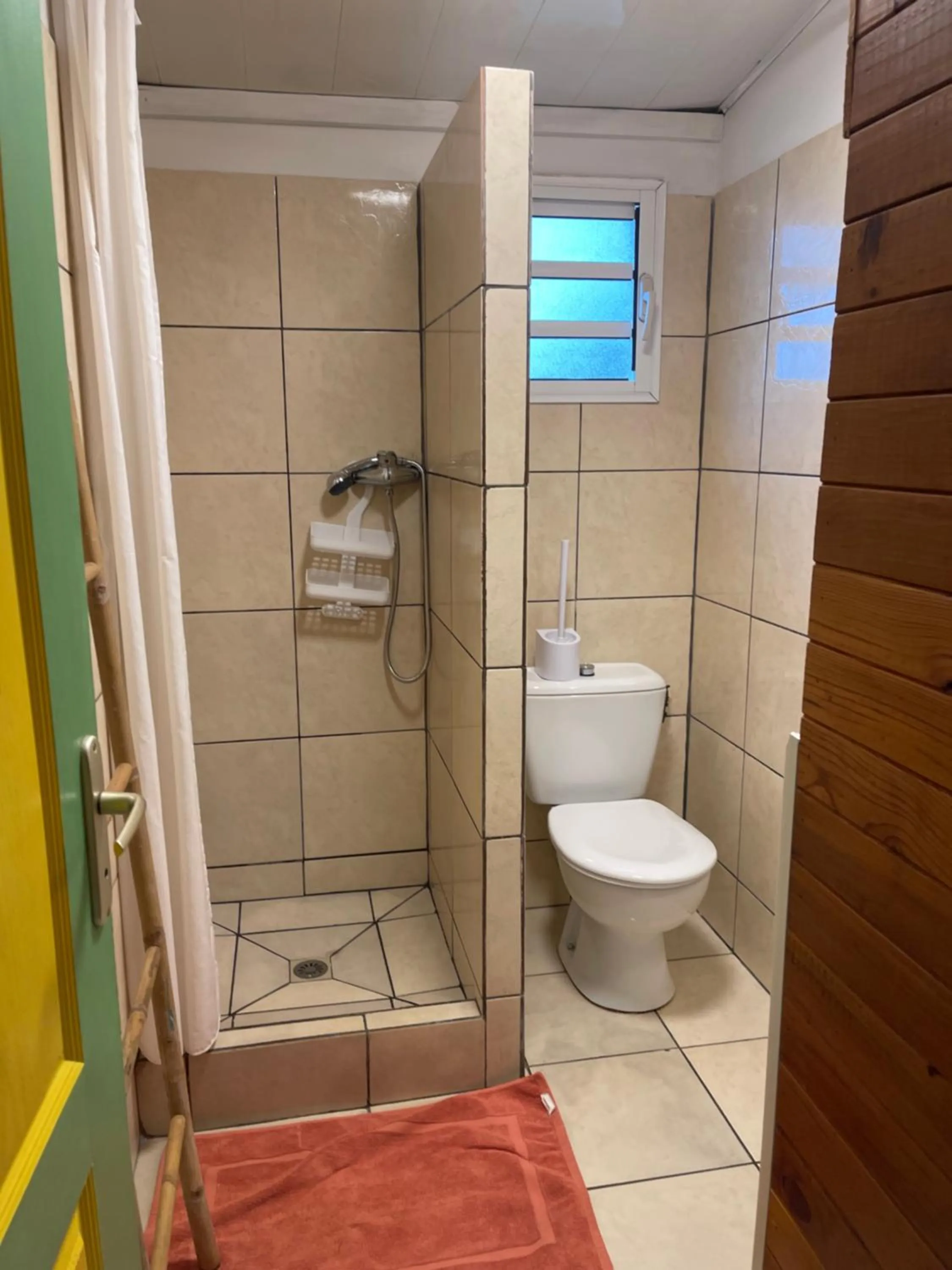 GITE-Hotel LA CAZ DES ORANGERS