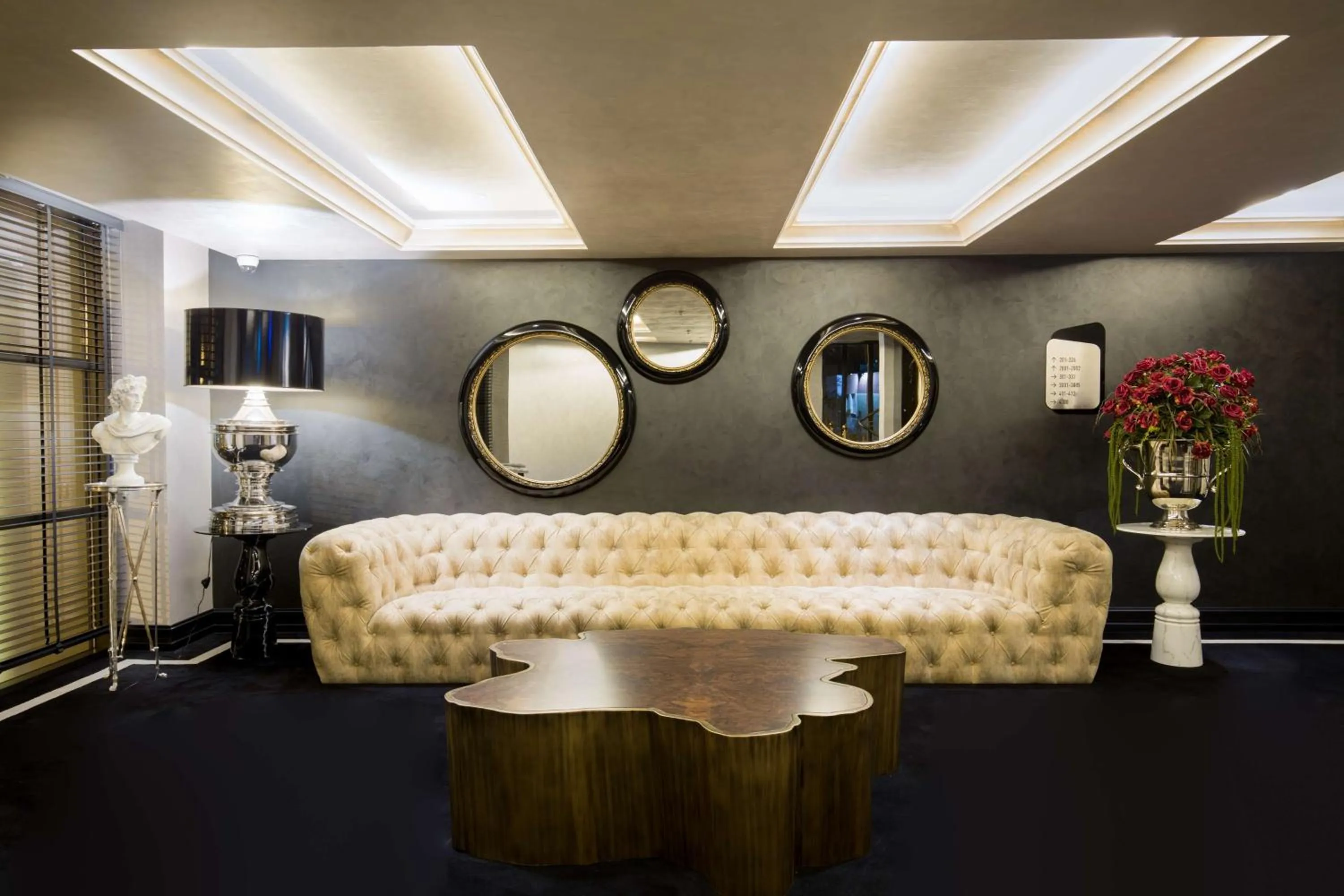 Lobby or reception in DoubleTree By Hilton Izmir Airport