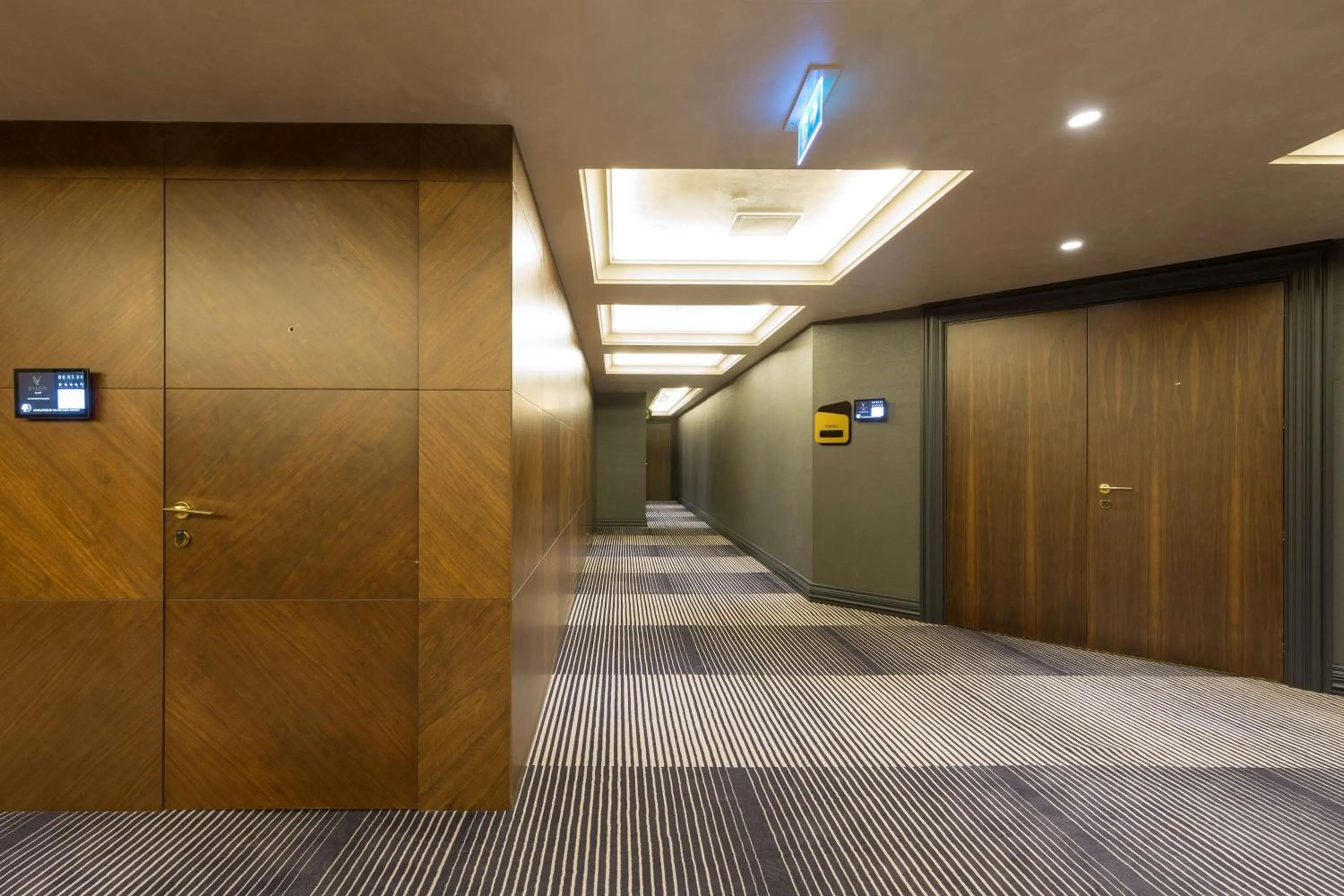 Lobby or reception in DoubleTree By Hilton Izmir Airport