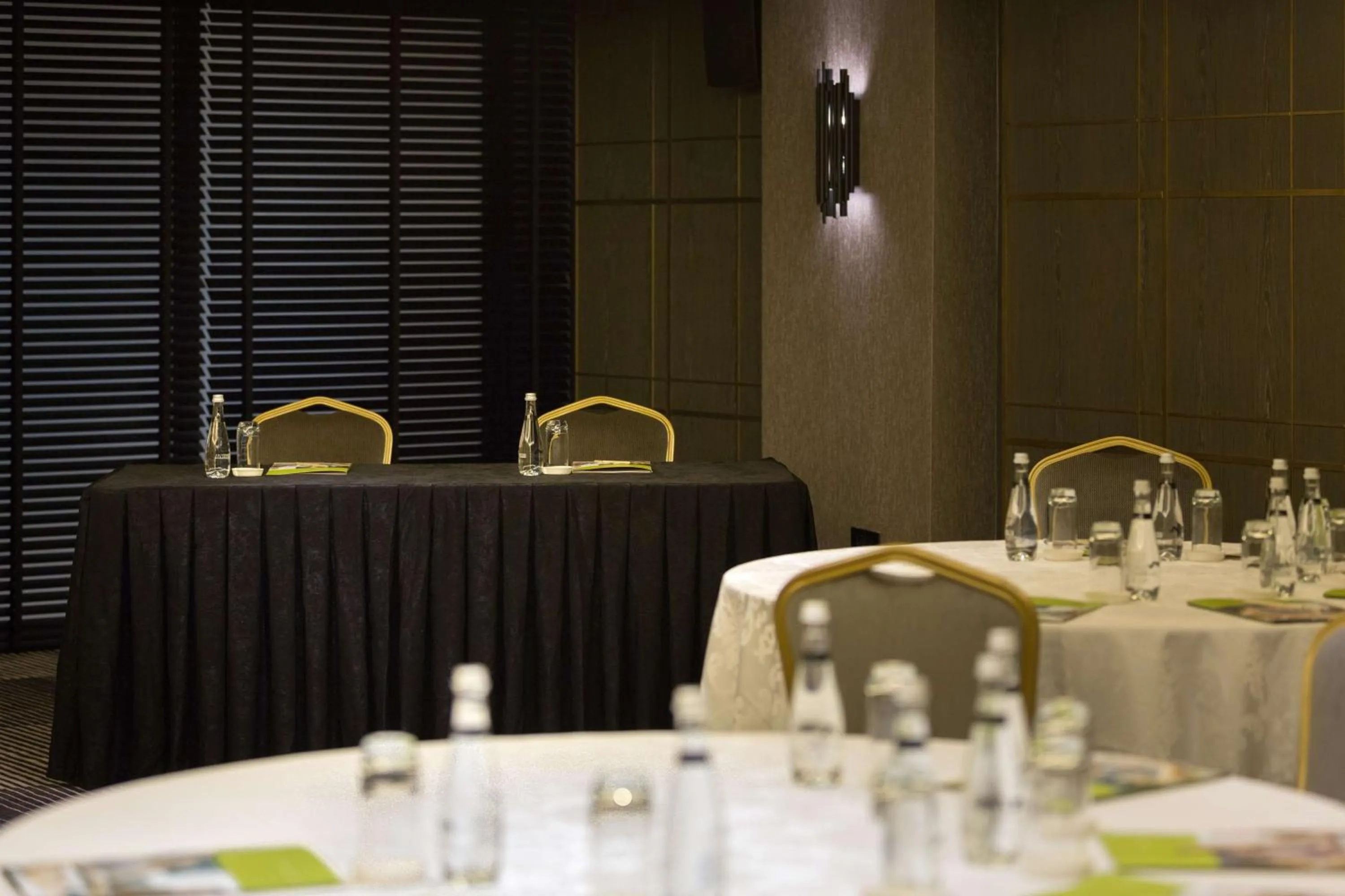 Meeting/conference room in DoubleTree By Hilton Izmir Airport