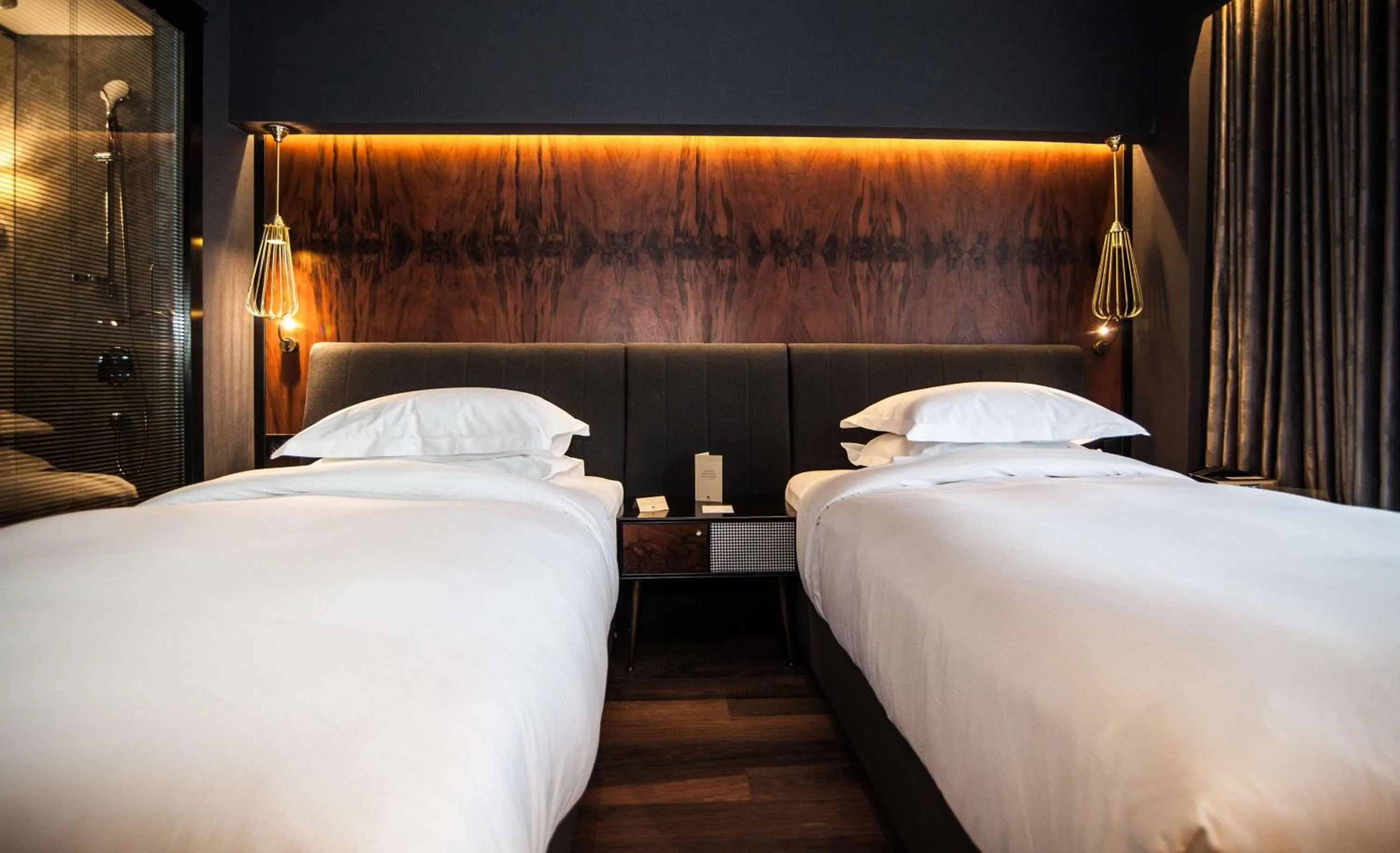 Bed in DoubleTree By Hilton Izmir Airport