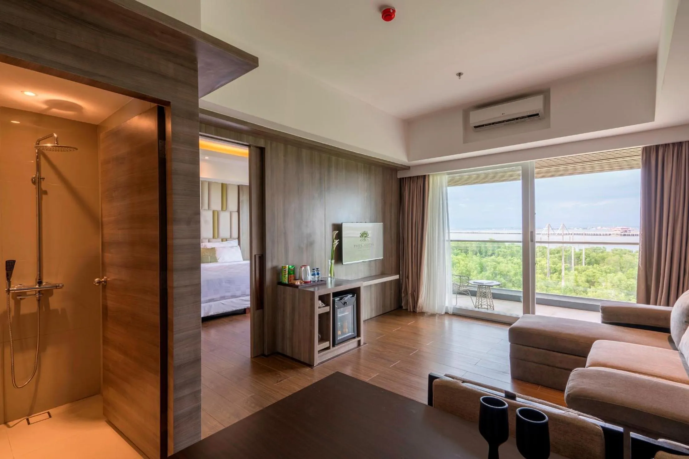 Bed in The Crystal Luxury Bay Resort Nusa Dua