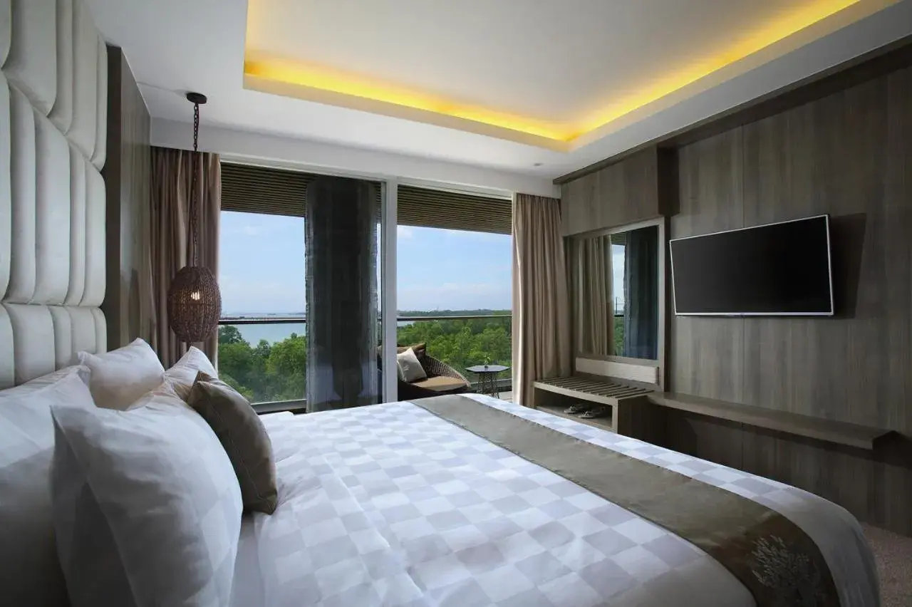 TV and multimedia, Bed in The Crystal Luxury Bay Resort Nusa Dua - Bali