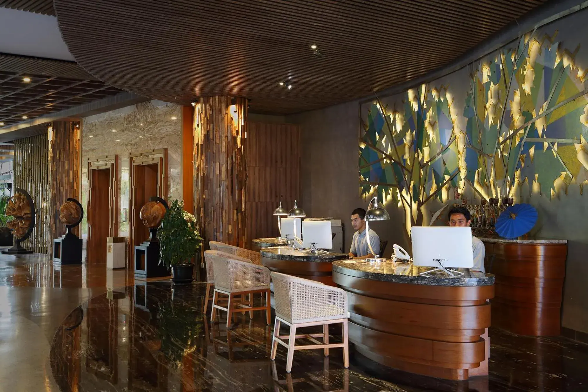 Lobby or reception, Restaurant/Places to Eat in The Crystal Luxury Bay Resort Nusa Dua - Bali