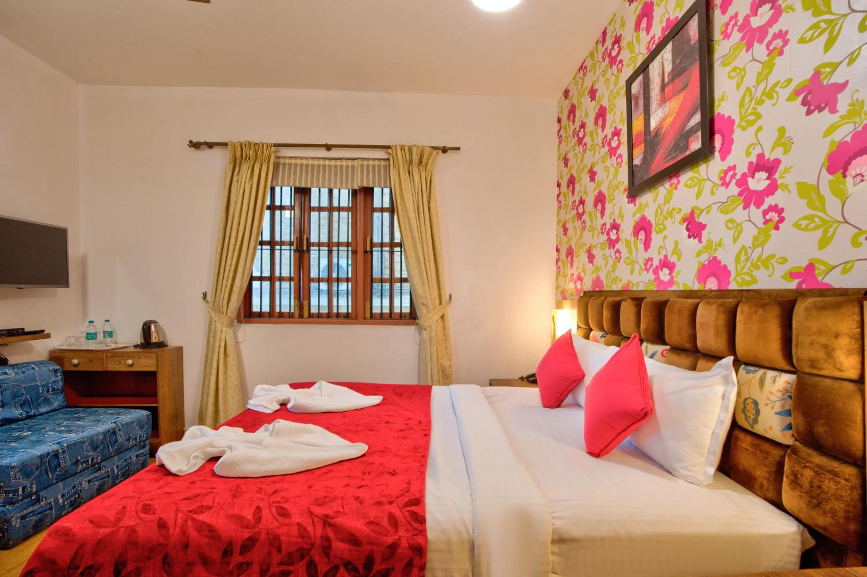 Bedroom, Bed in Resort Martins Siesta , A Portuguese Heritage Resort in Calangute
