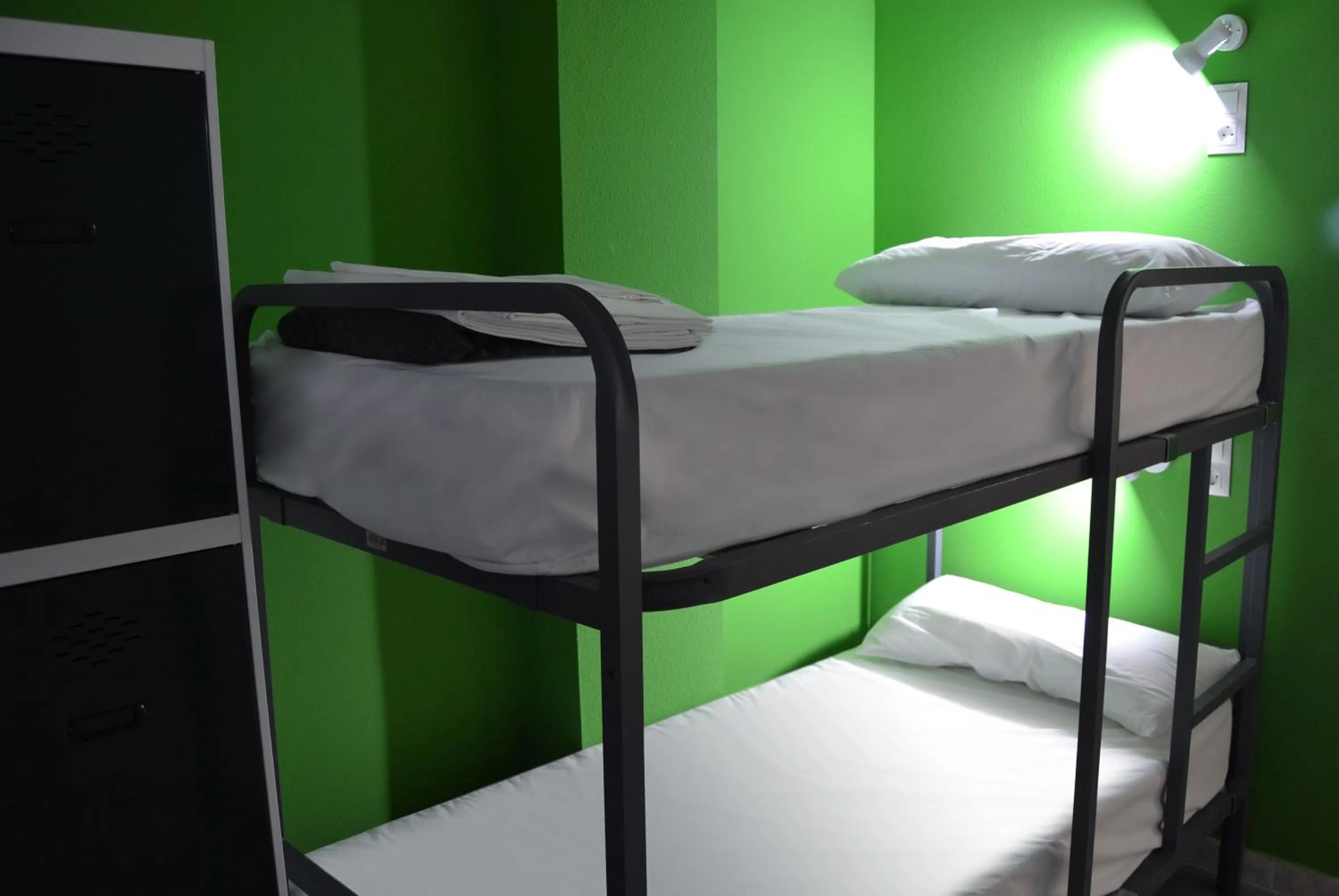 bunk bed, Bed in Motion Chueca Hostel