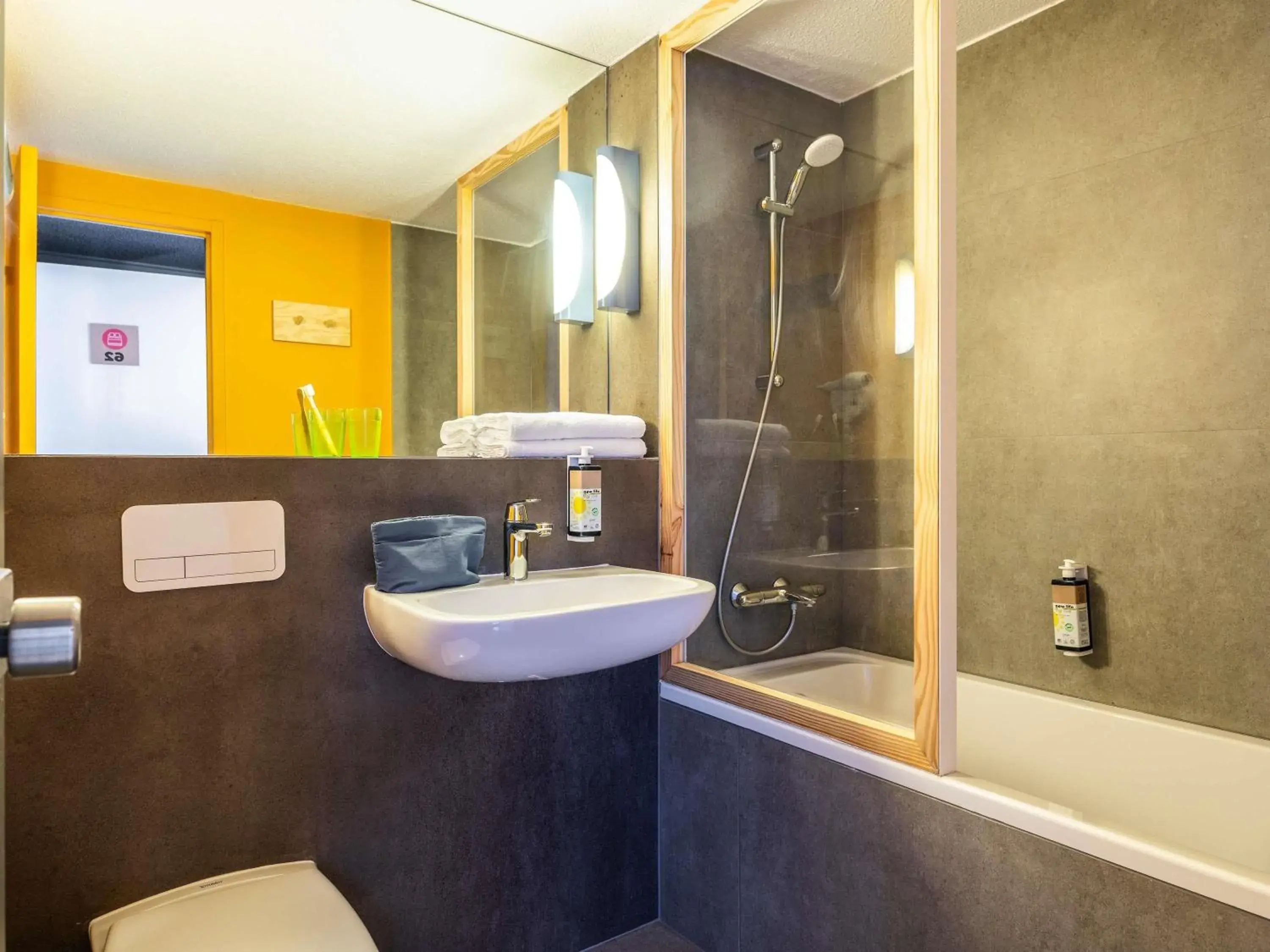 Bedroom in greet Brussels Airport Zaventem Bedroom in greet Brussels Airport Zaventem