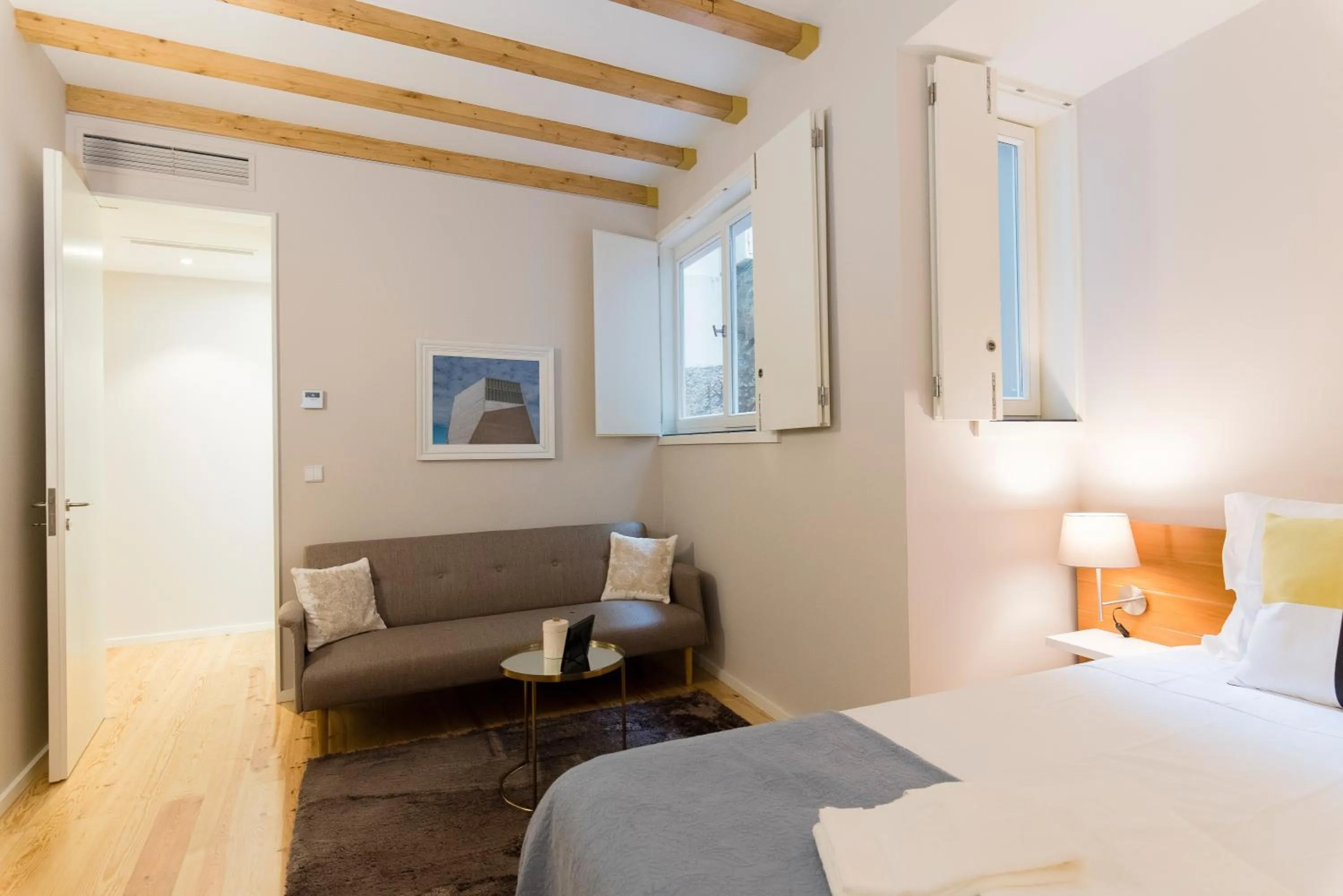 Bedroom, Bed in Oporto Trendy River