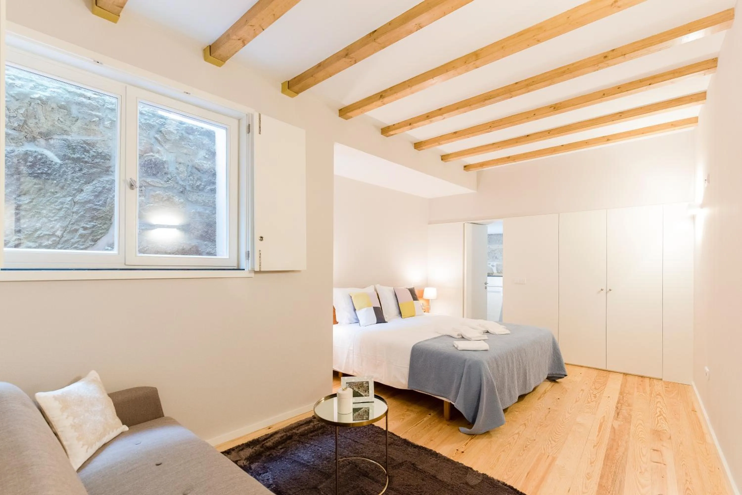 Bed in Oporto Trendy River