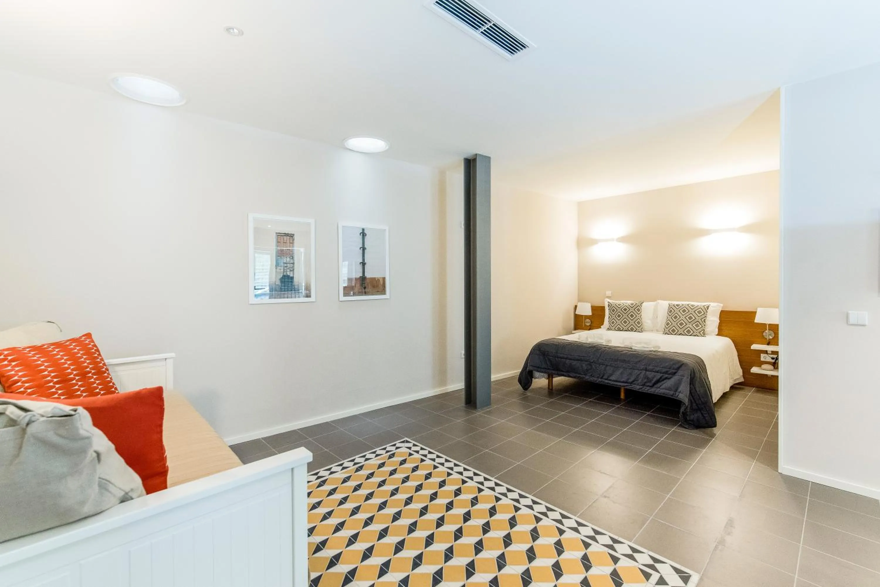 Bed in Oporto Trendy River