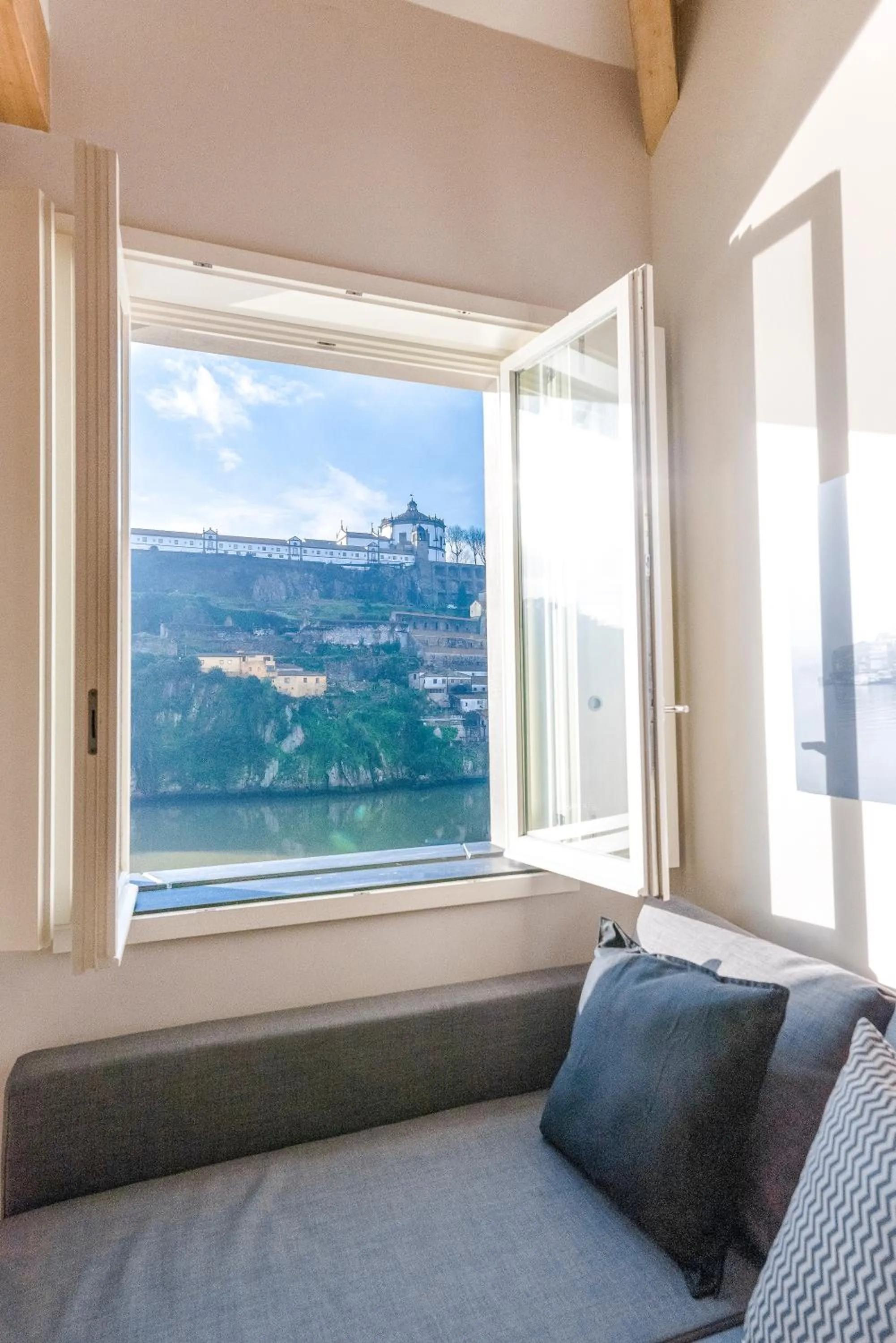 River view in Oporto Trendy River