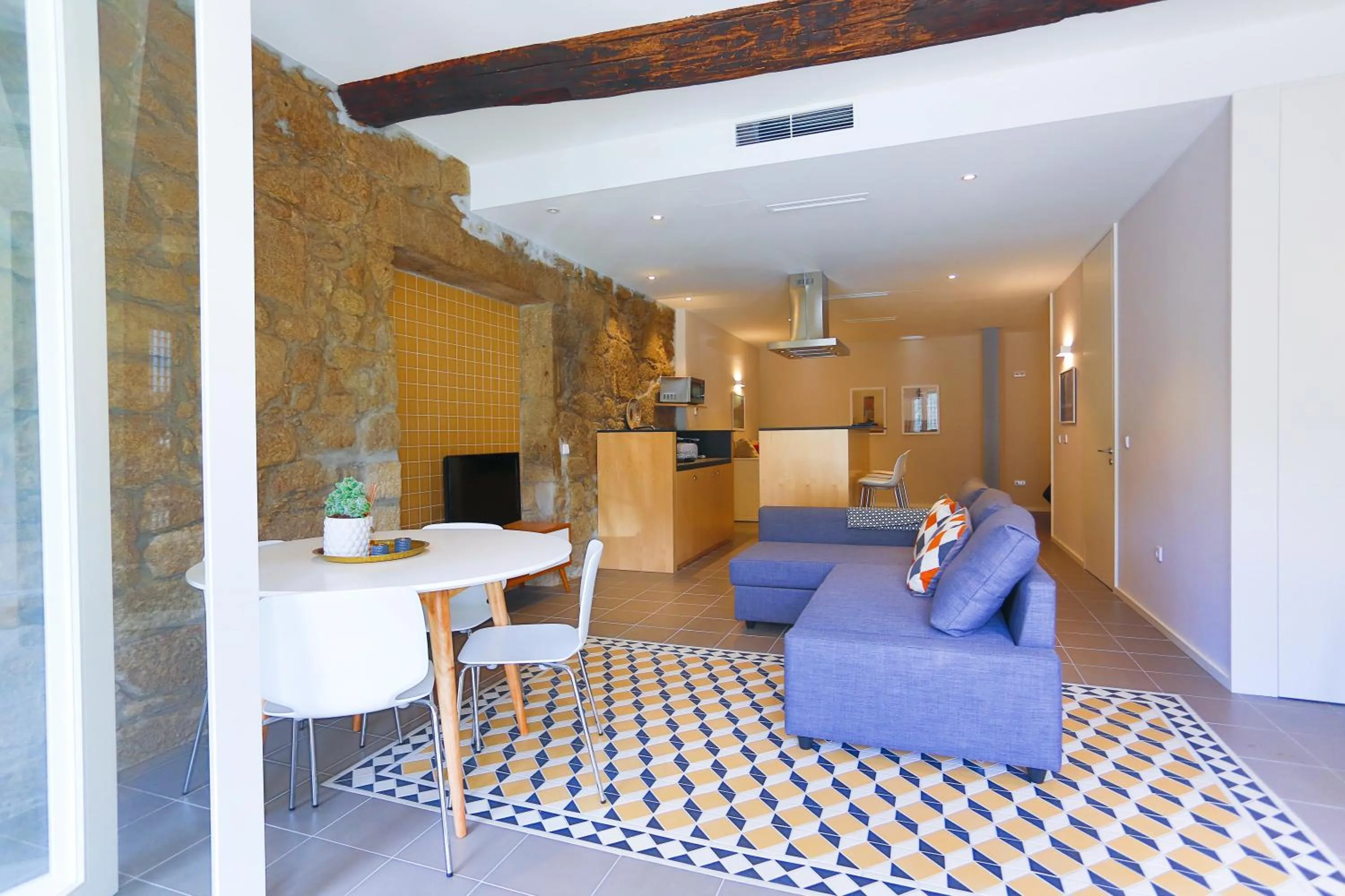 Living room in Oporto Trendy River