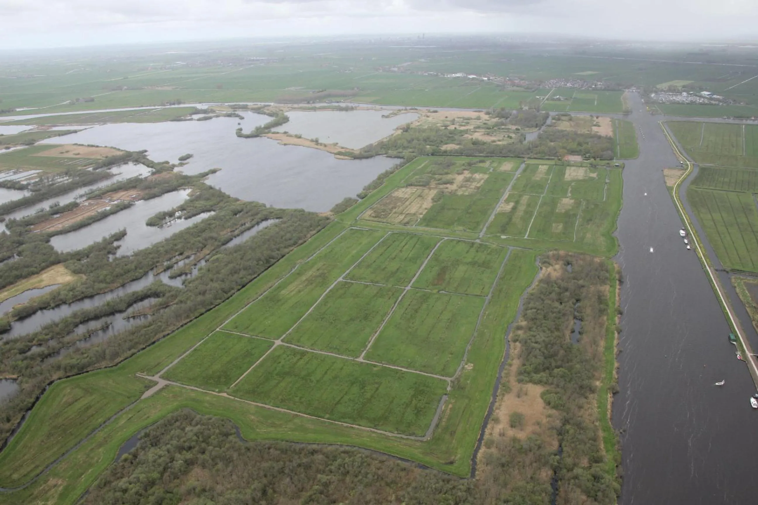 Off site in Woonboot Sweltsje