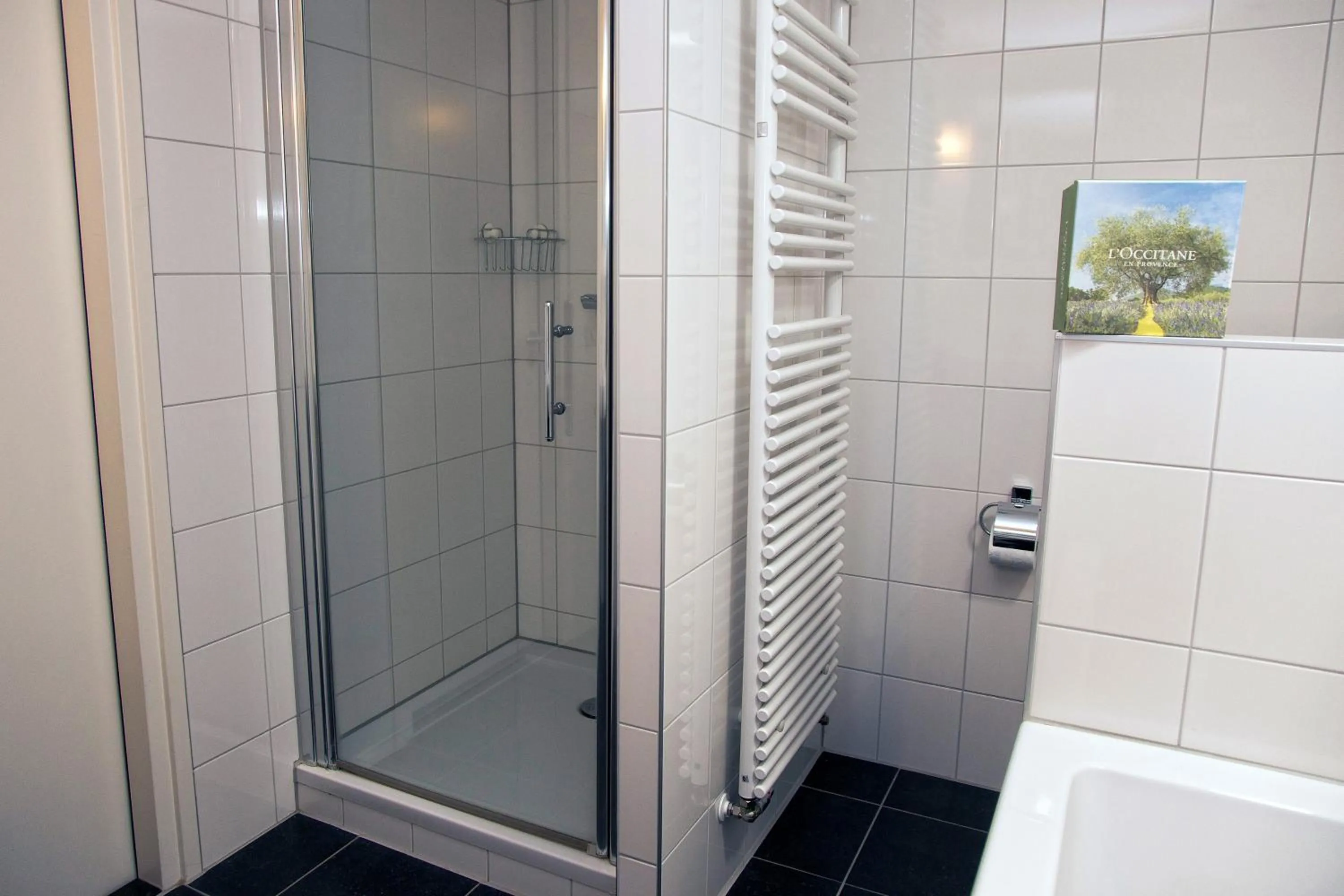 Property building in Woonboot Sweltsje