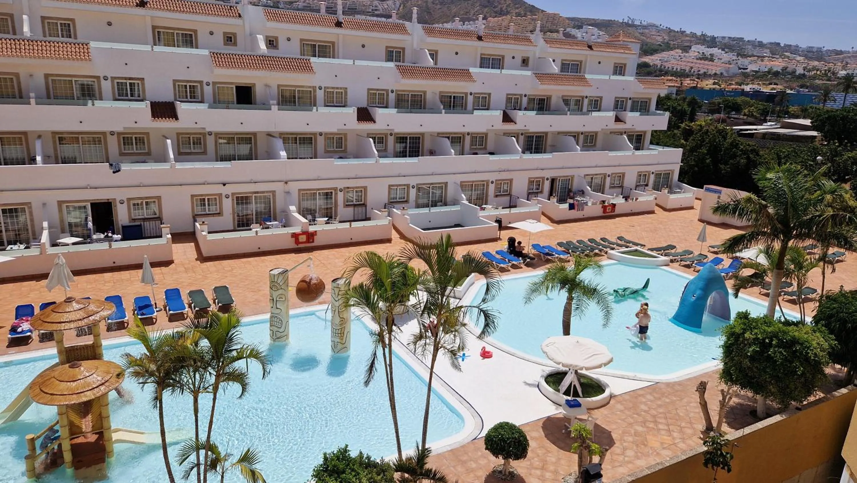 Swimming pool in Chatur Playa Real Resort