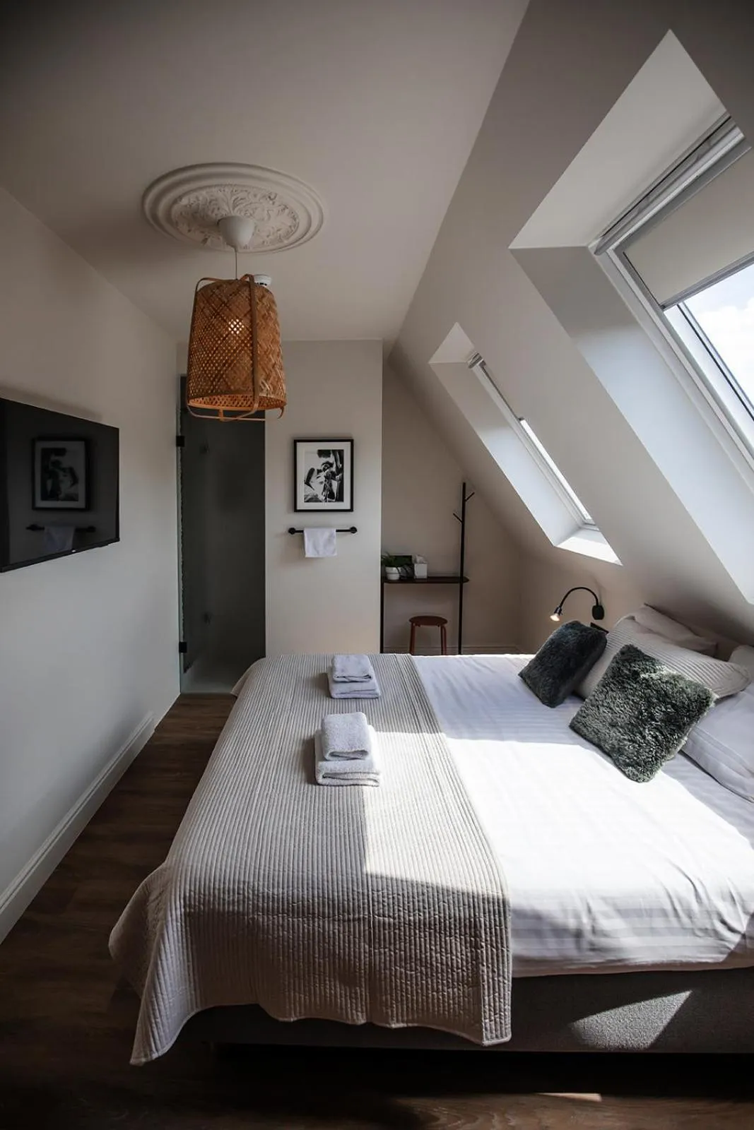 Bedroom, Bed in Hotel Rose Red