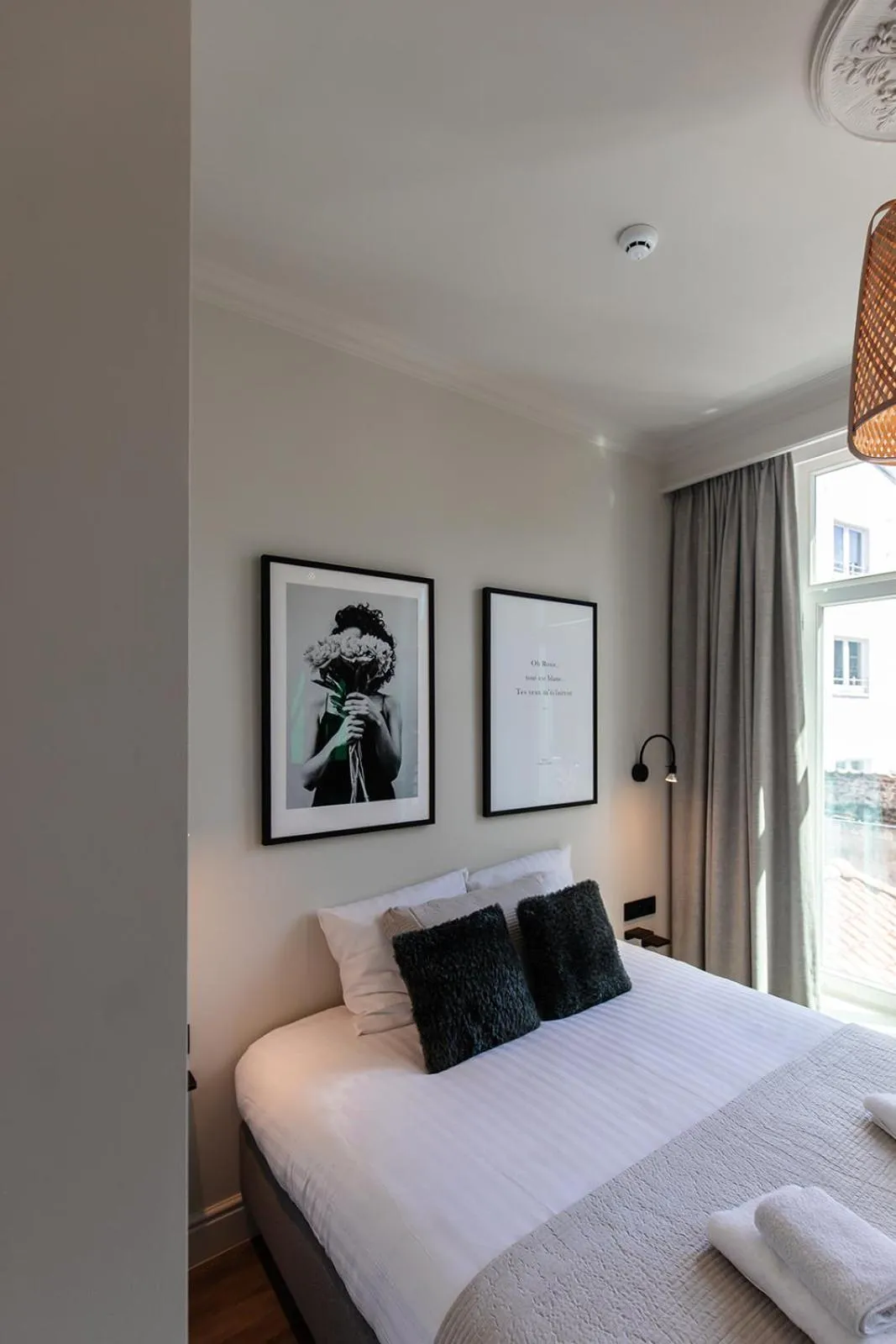 Bedroom, Bed in Hotel Rose Red