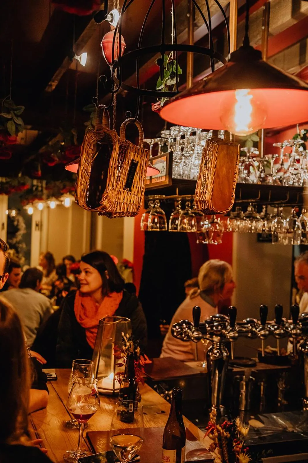 Restaurant/places to eat in Hotel Rose Red